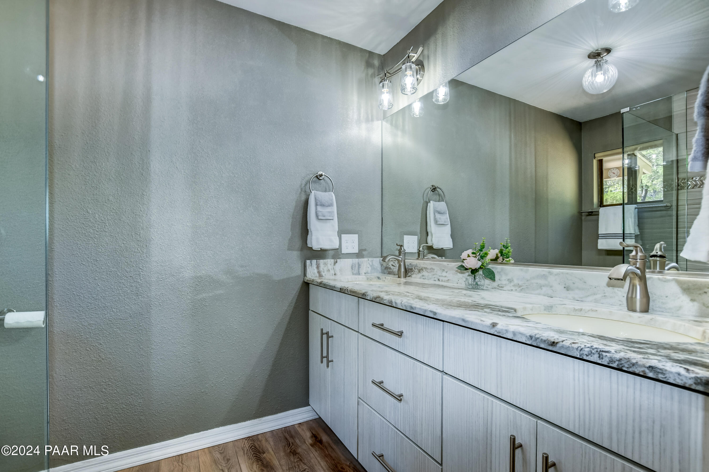 1370 Solar Heights Drive