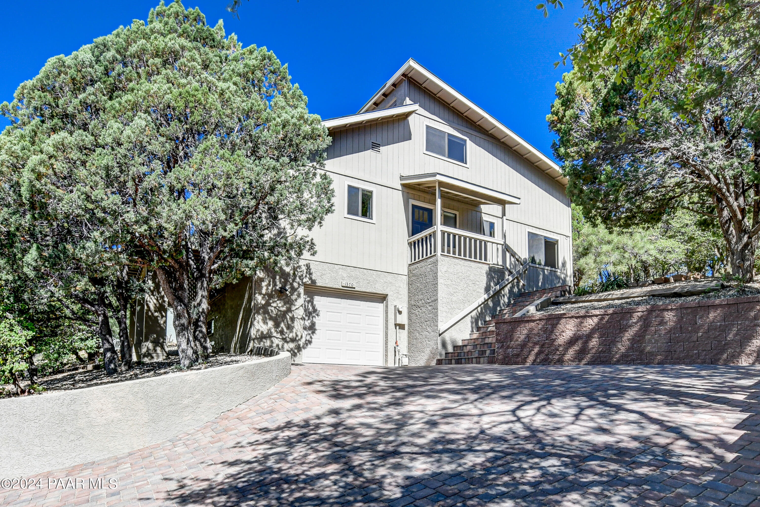 1370 Solar Heights Drive