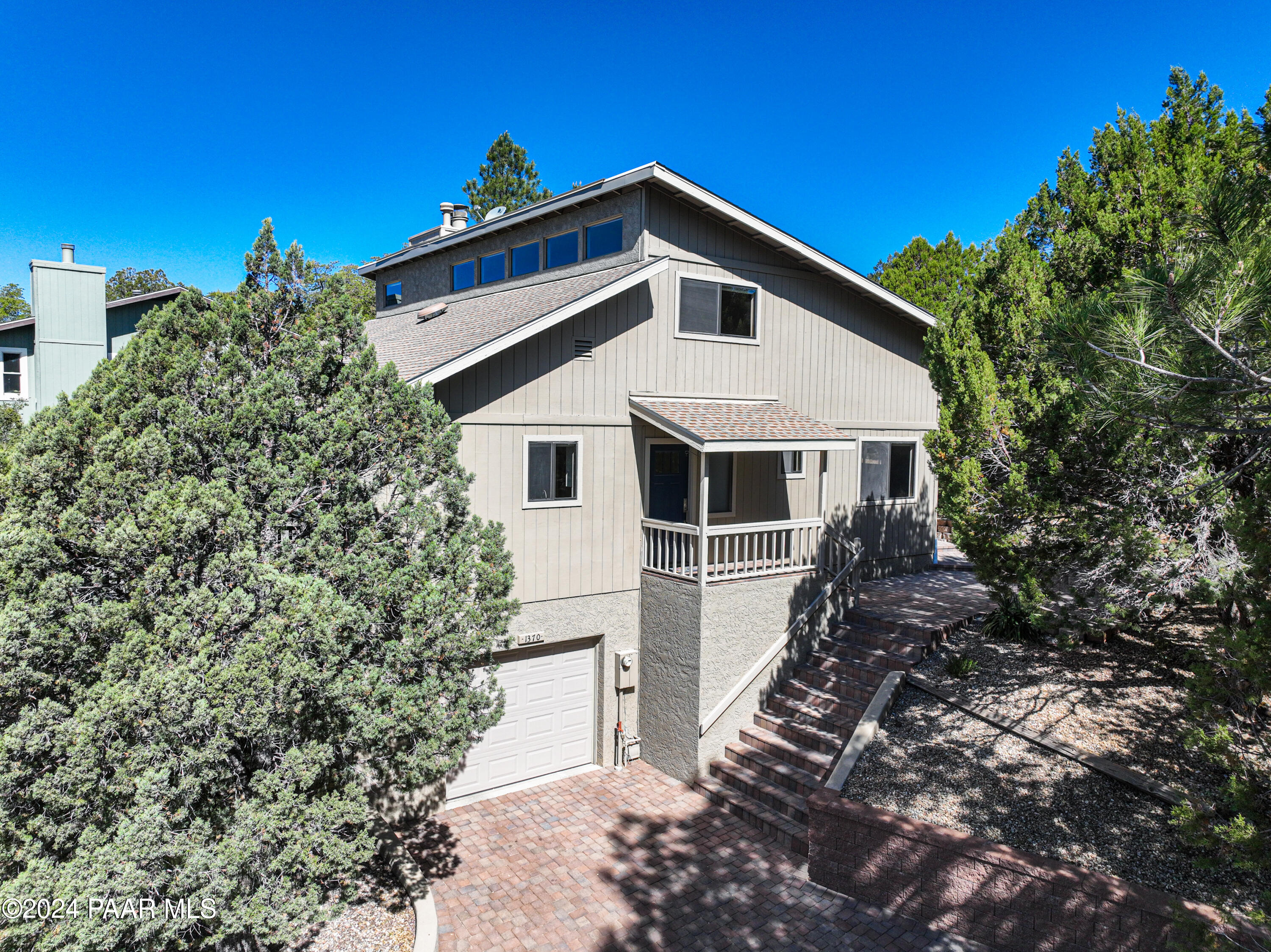 1370 Solar Heights Drive