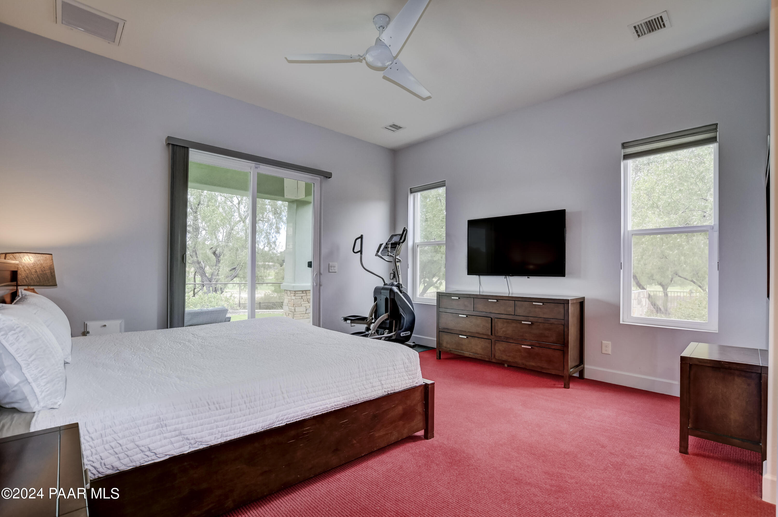 2124 Golf Links Drive