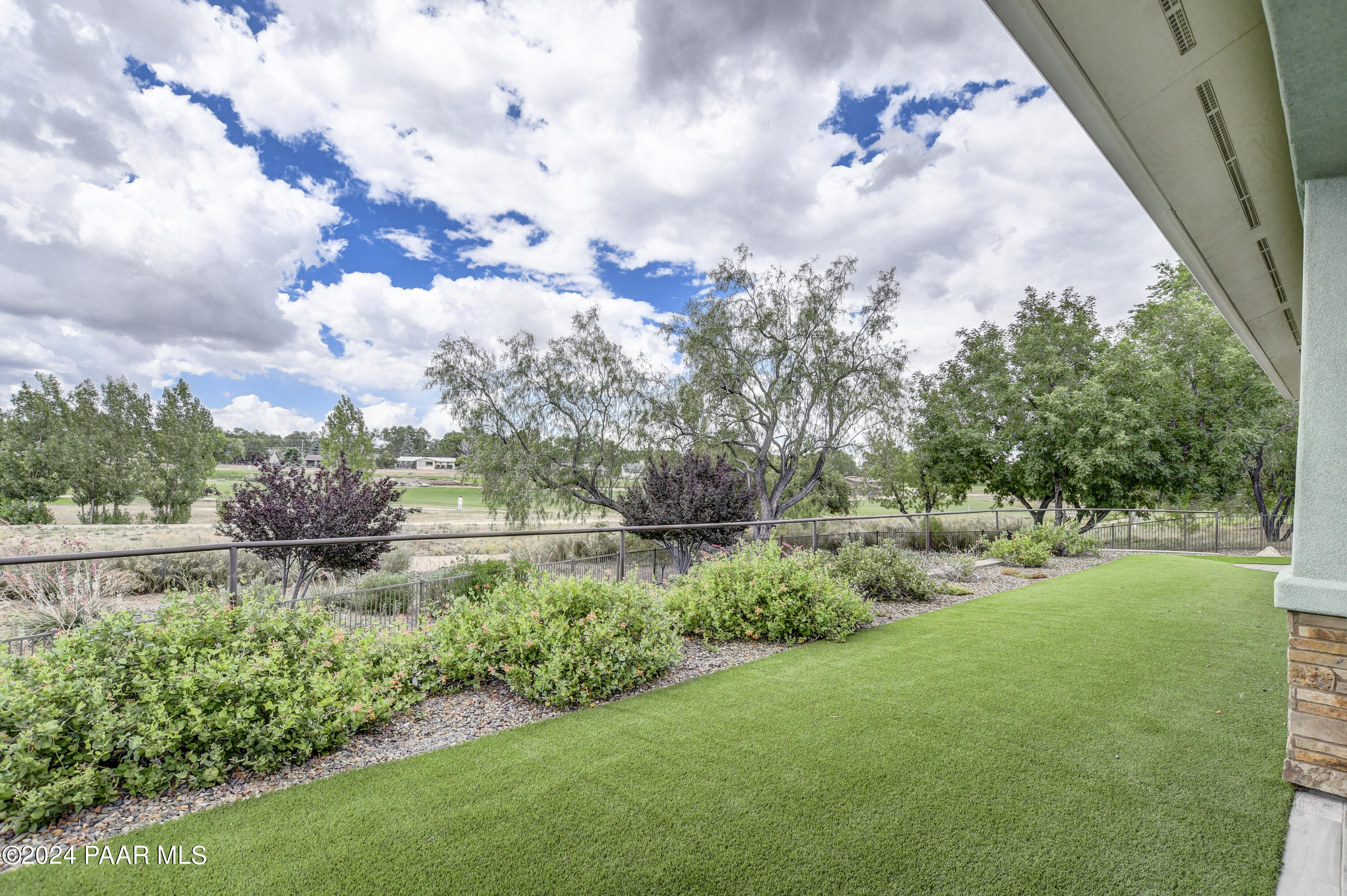 2124 Golf Links Drive