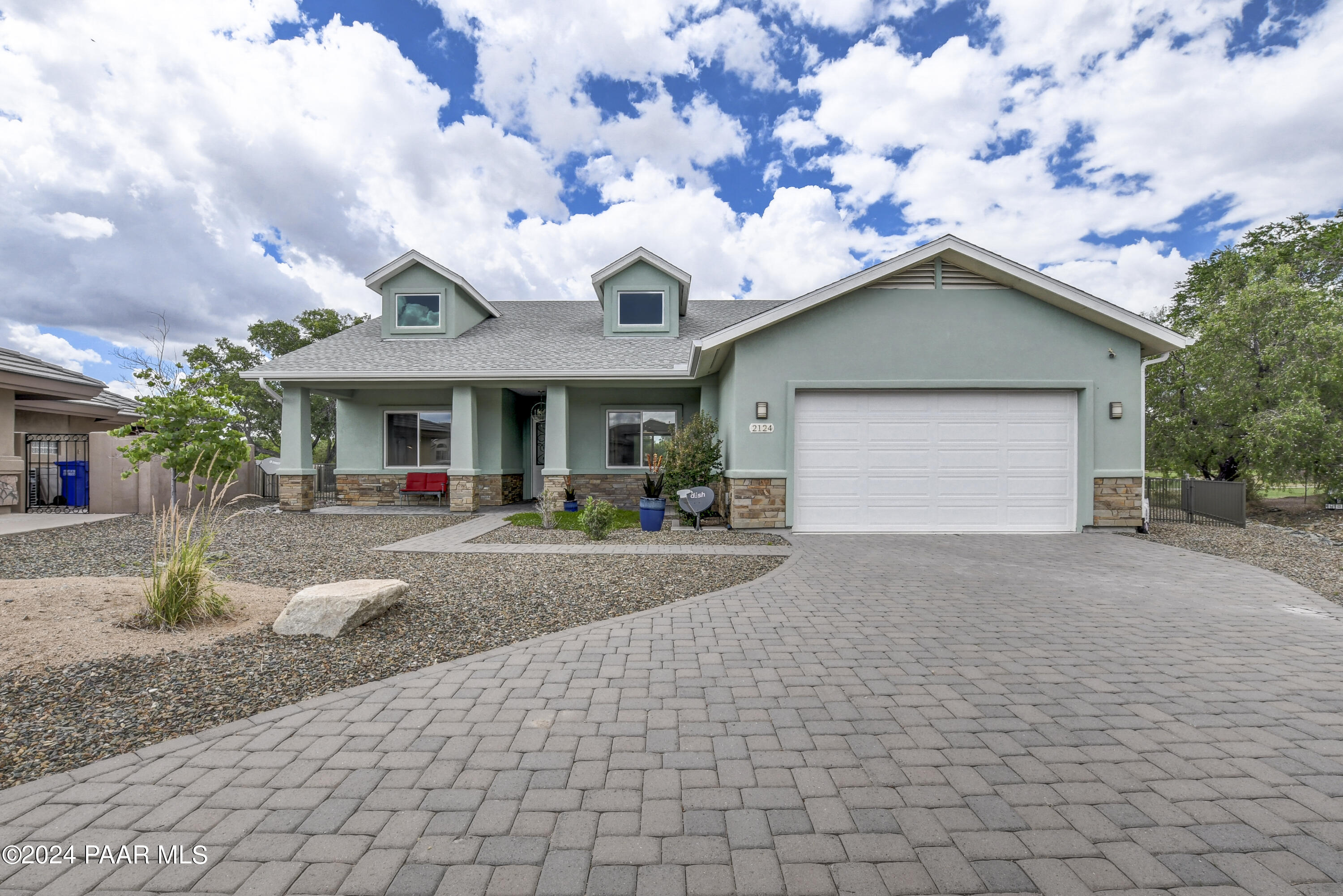 2124 Golf Links Drive