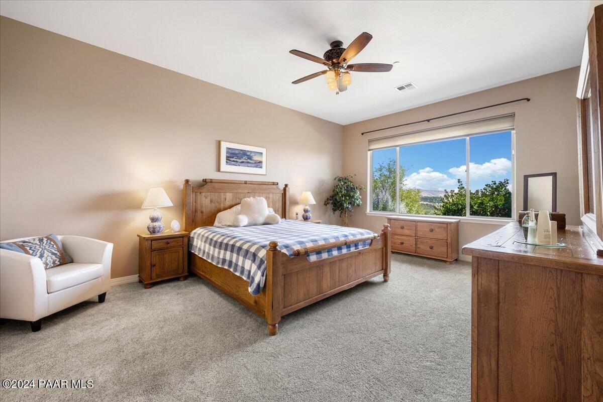 1420 Ridgewood Drive