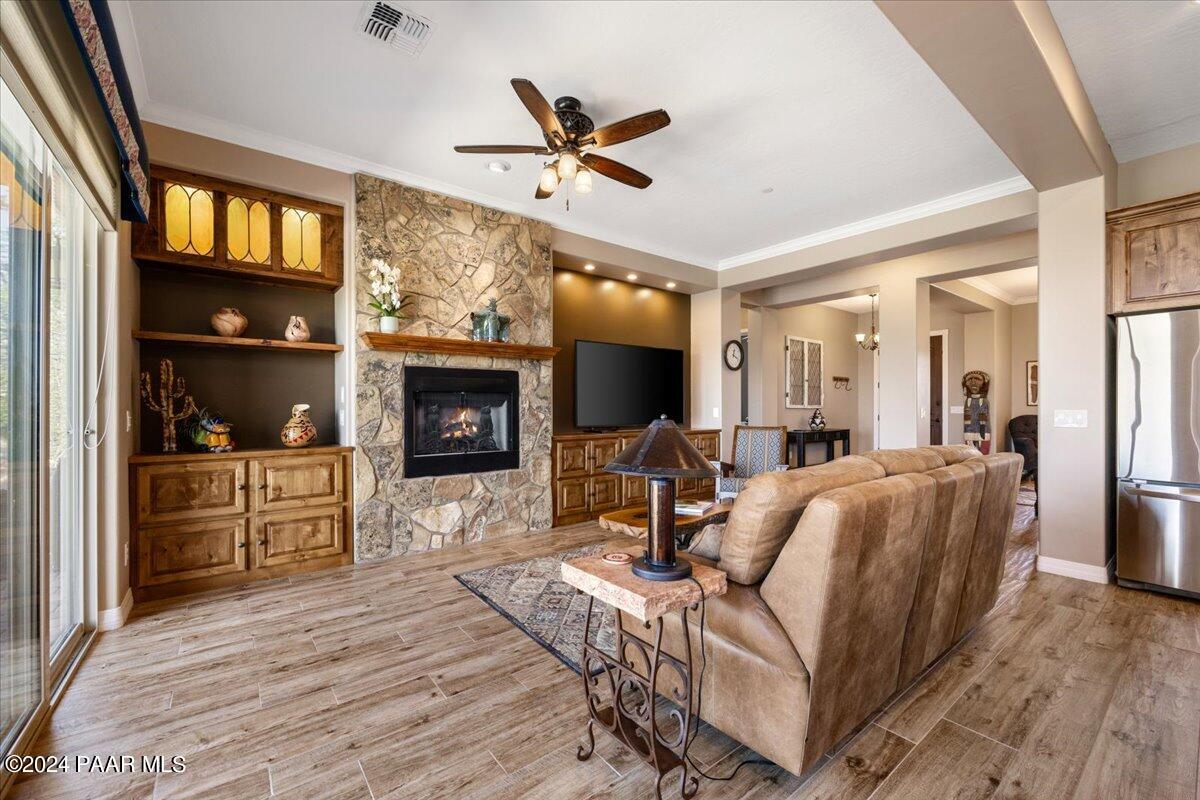 1420 Ridgewood Drive