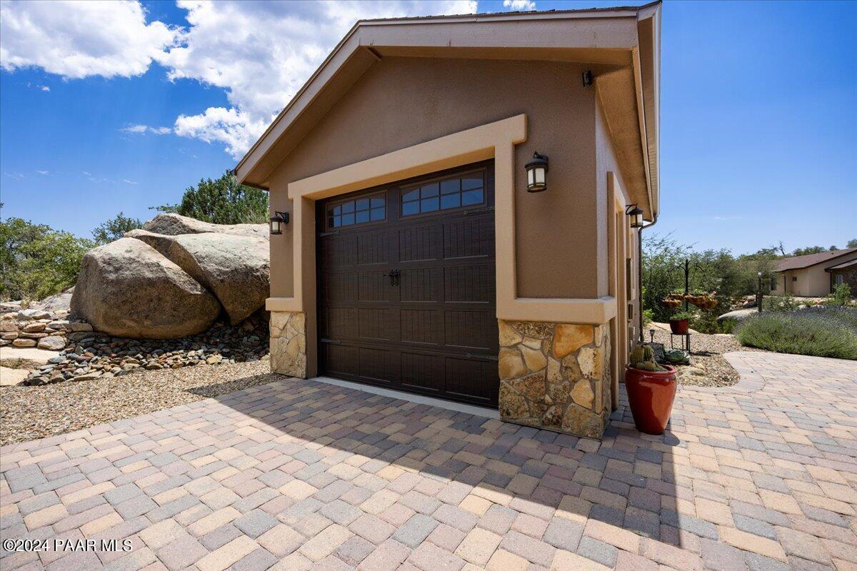 1420 Ridgewood Drive