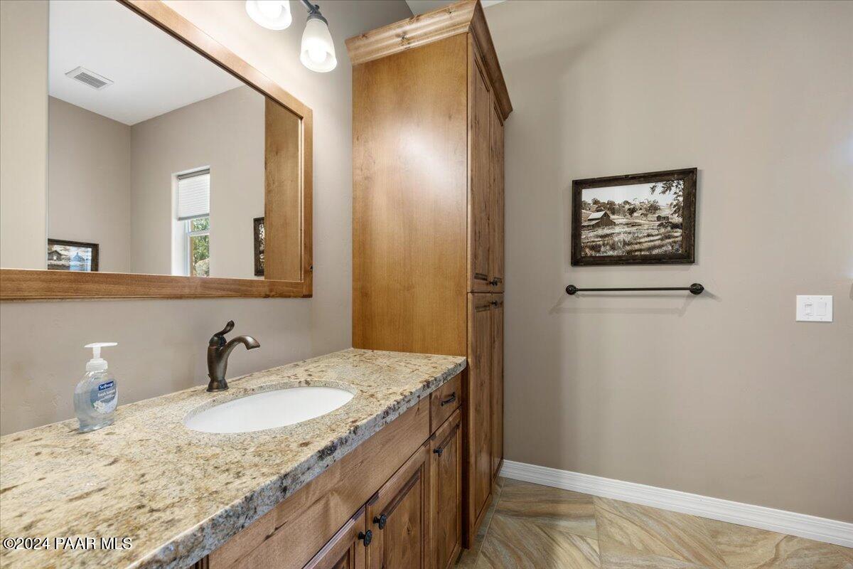 1420 Ridgewood Drive