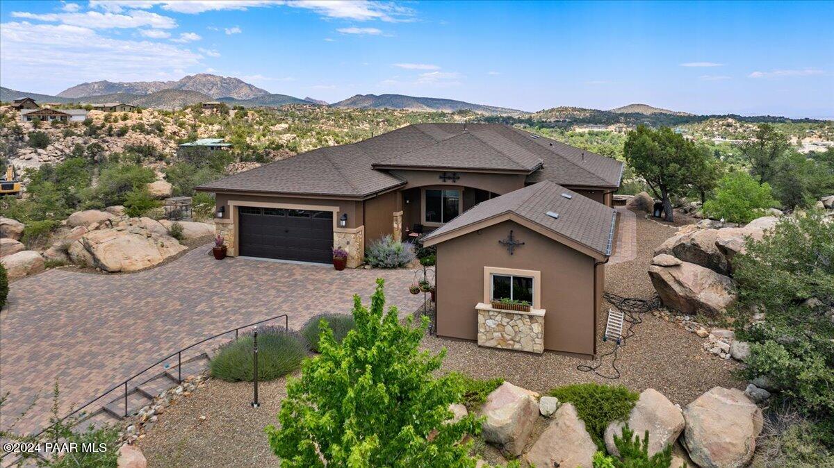 1420 Ridgewood Drive
