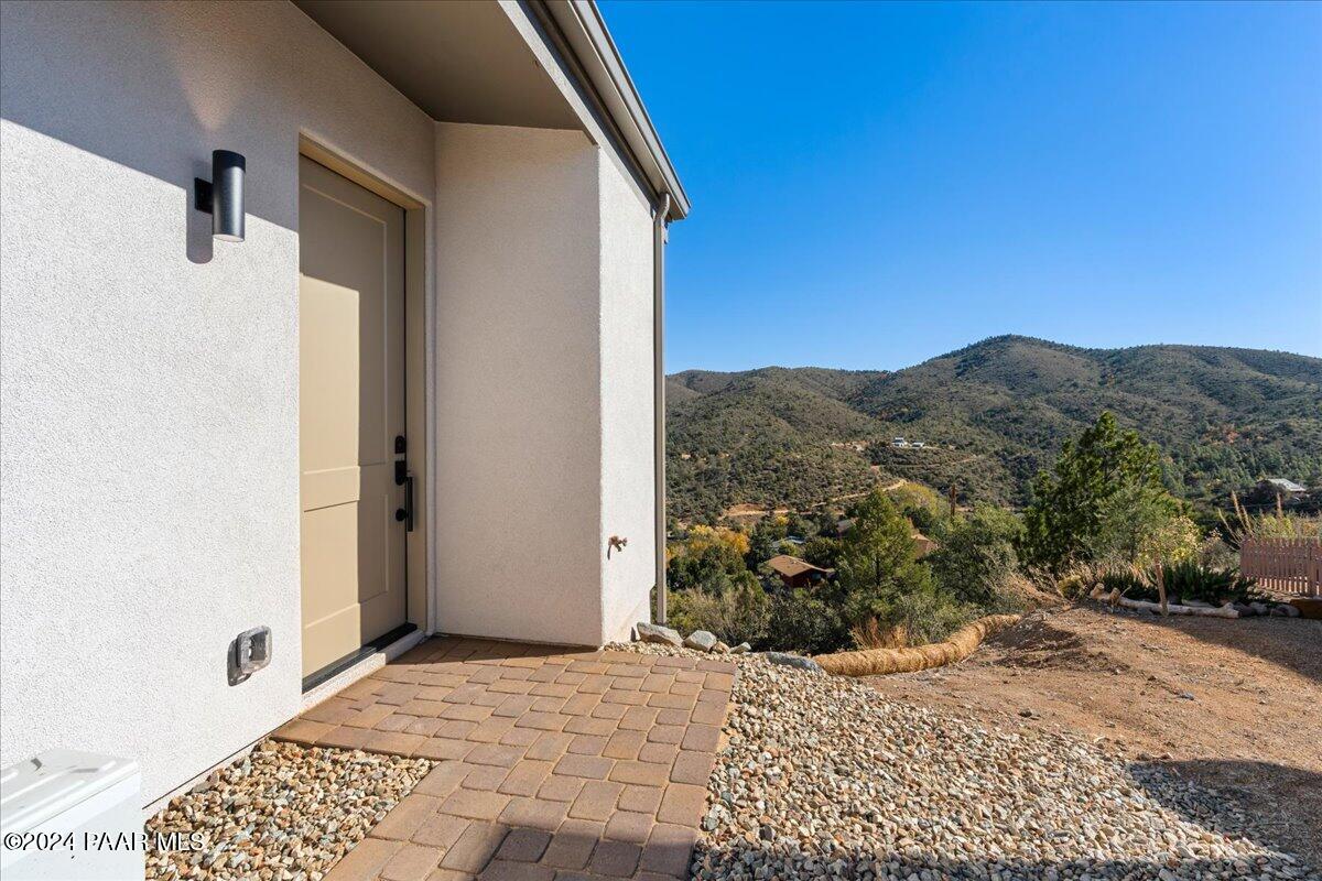630 W Robinson Drive