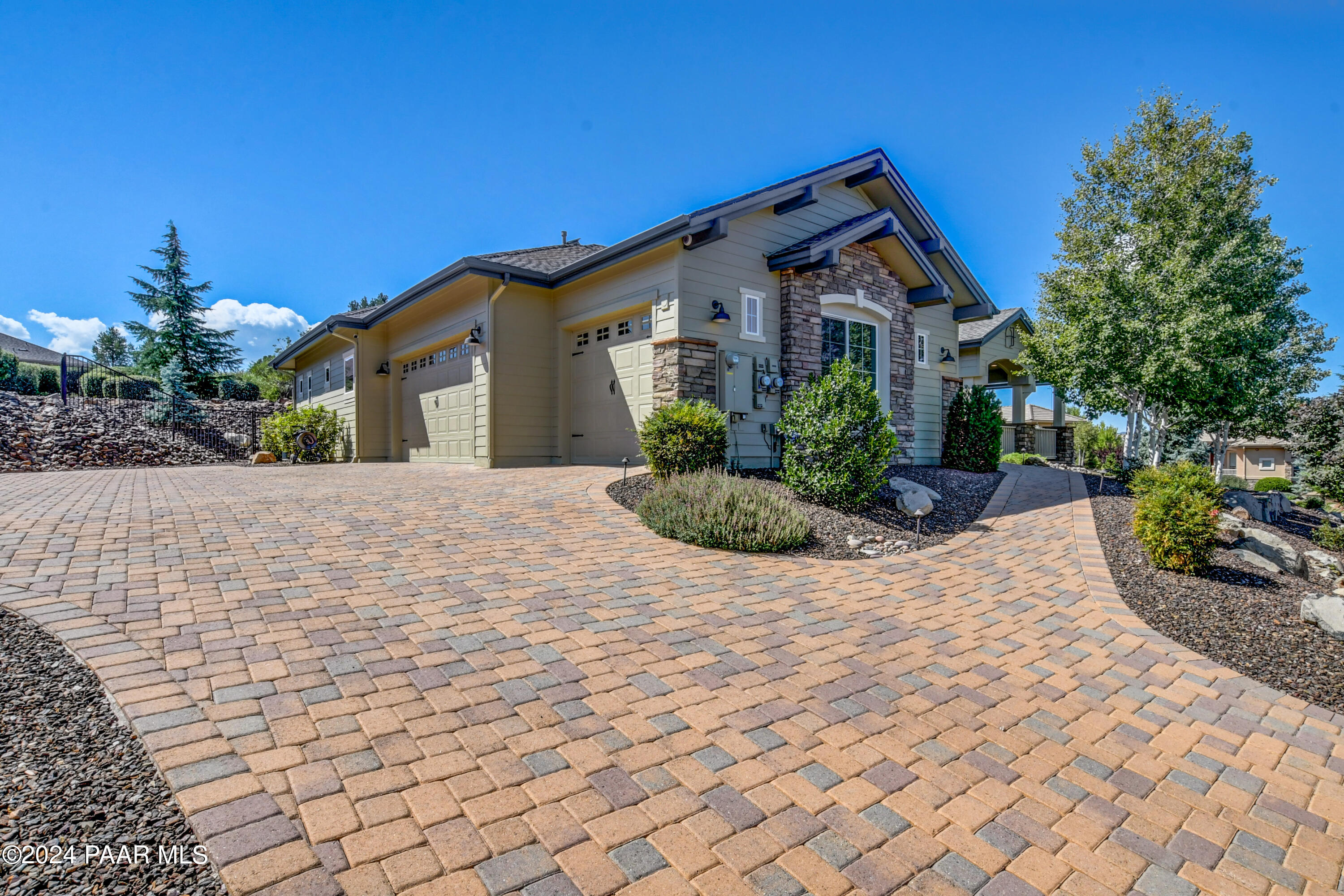 1563 Donamire Circle