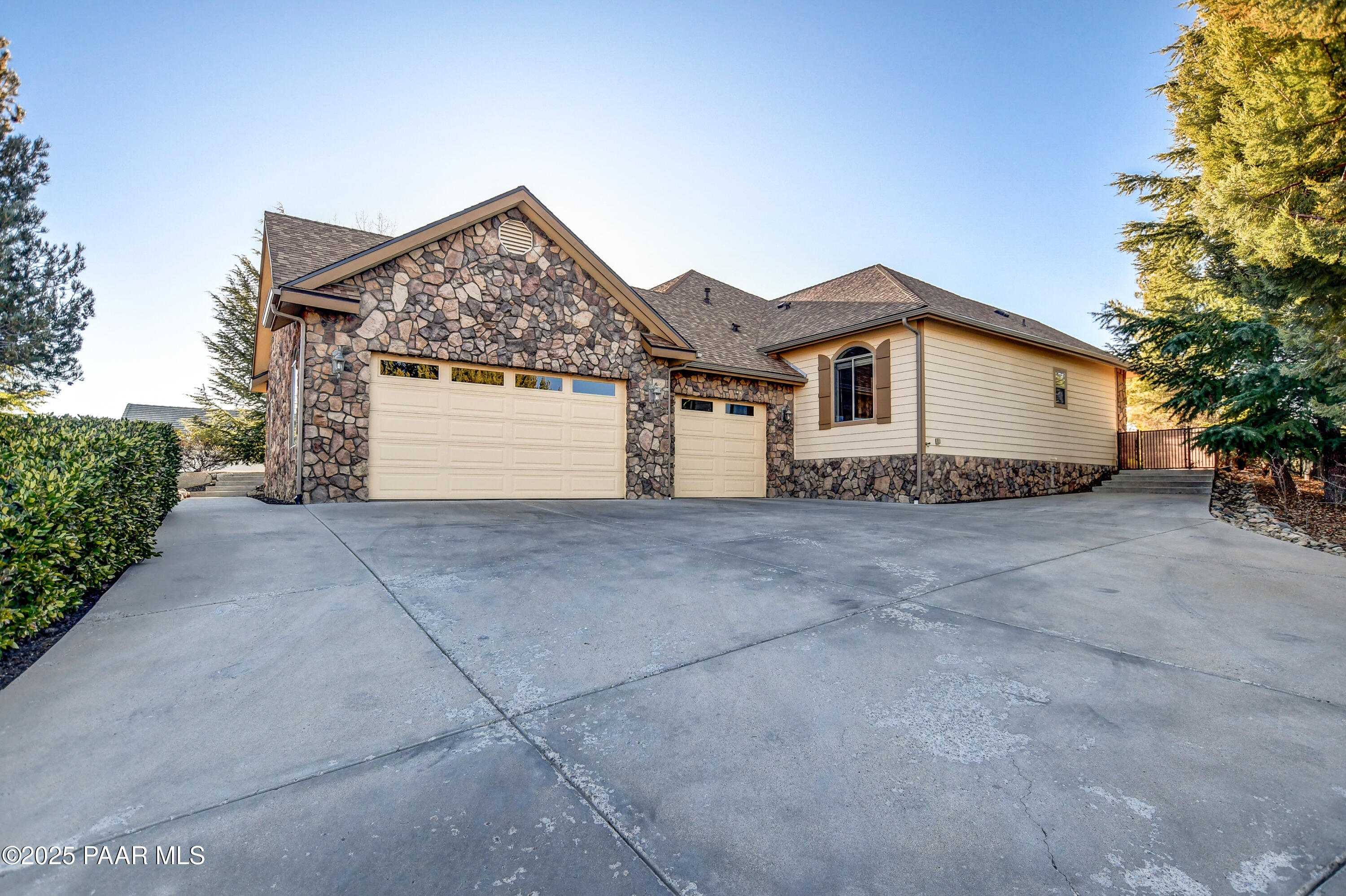 227 Thoroughbred Drive