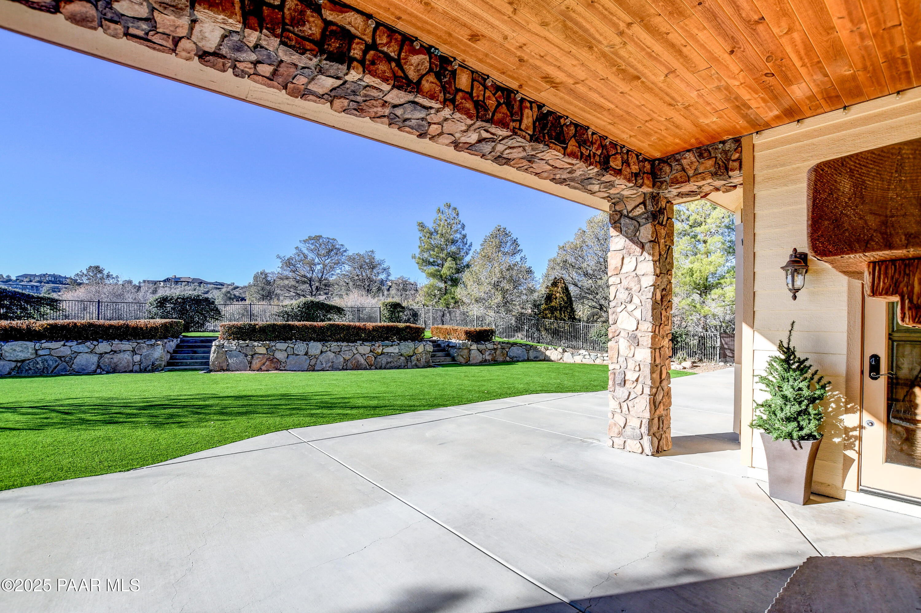 227 Thoroughbred Drive
