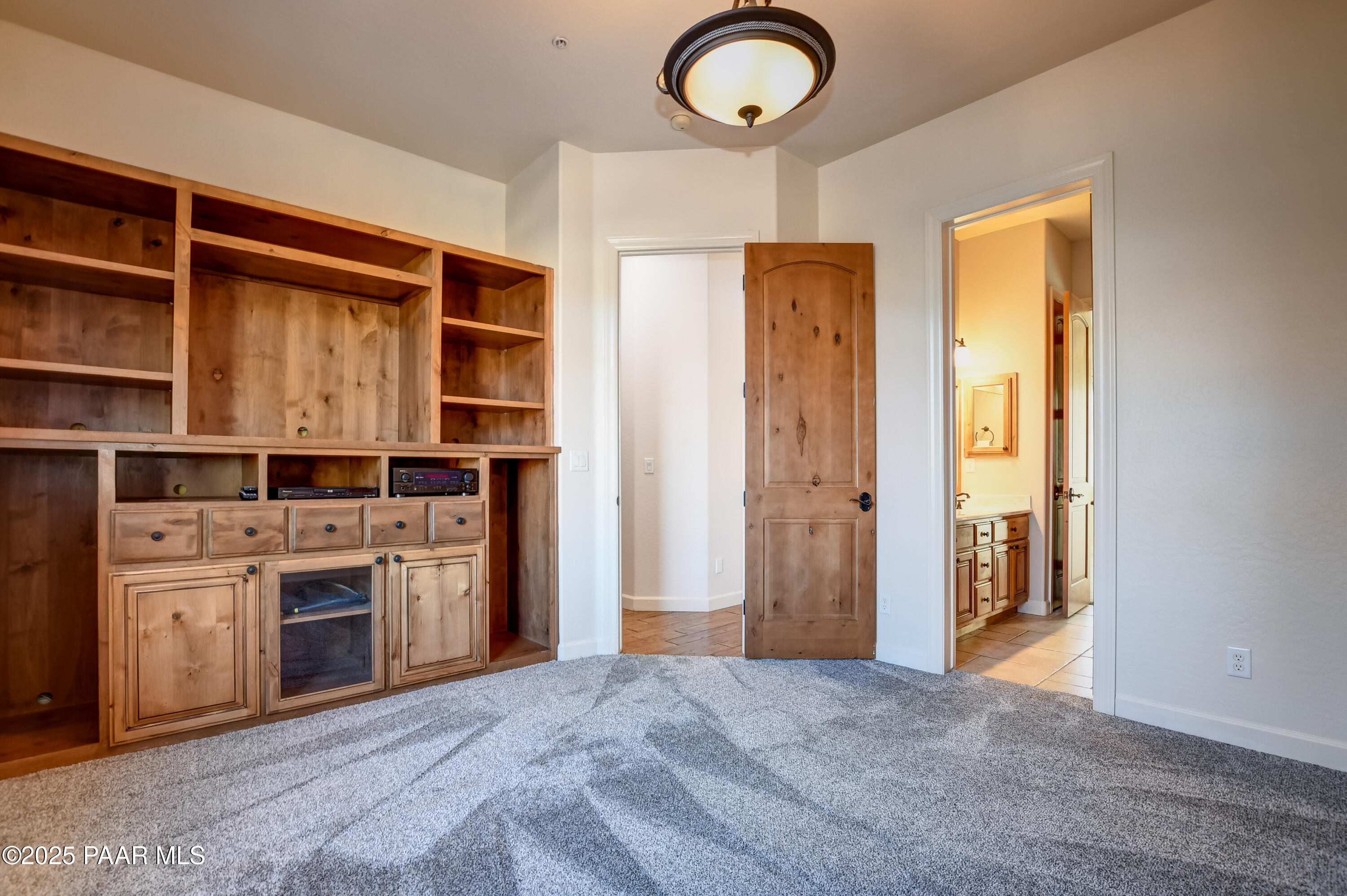 227 Thoroughbred Drive
