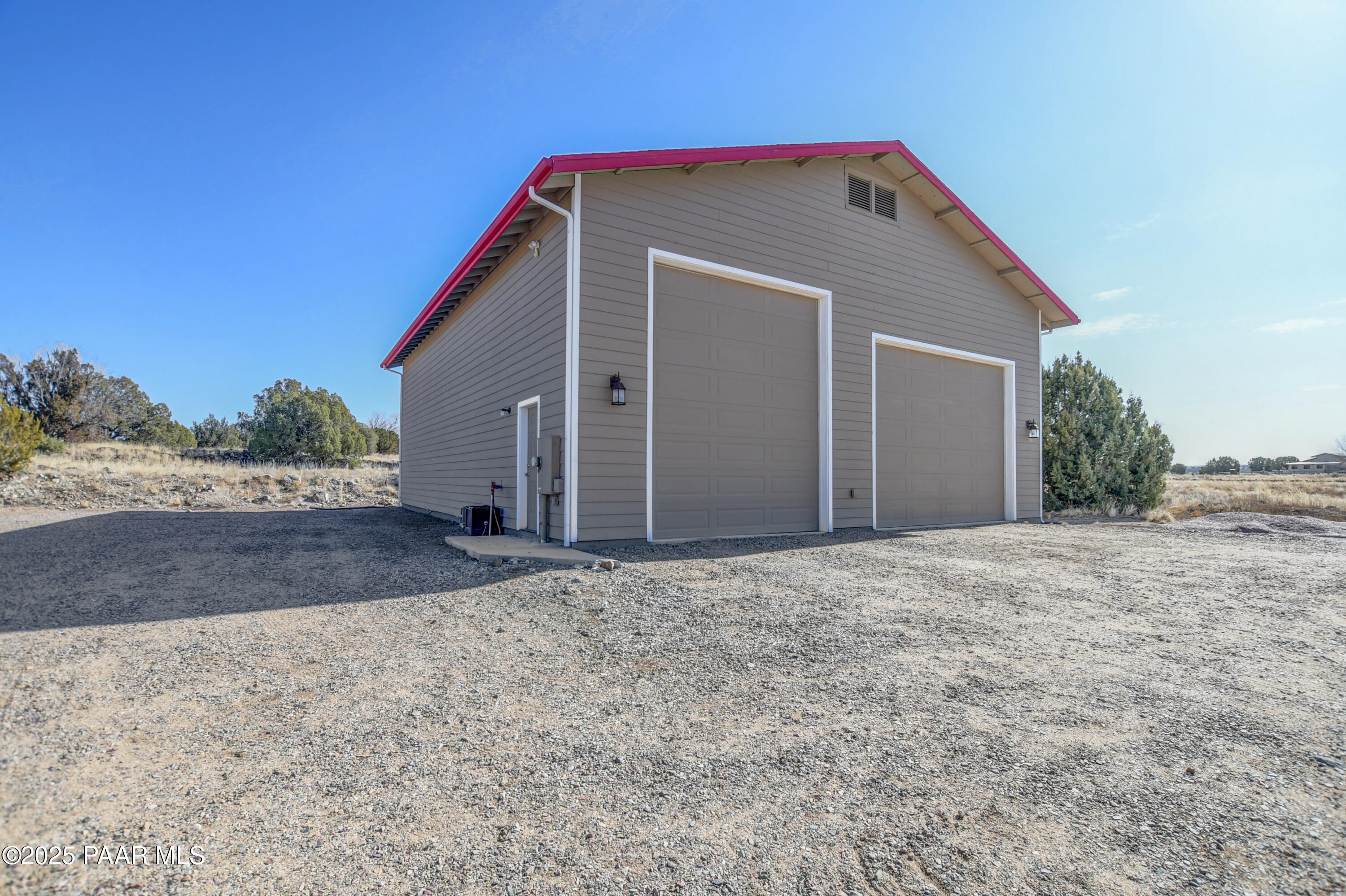 21645 N Hackamore Ln