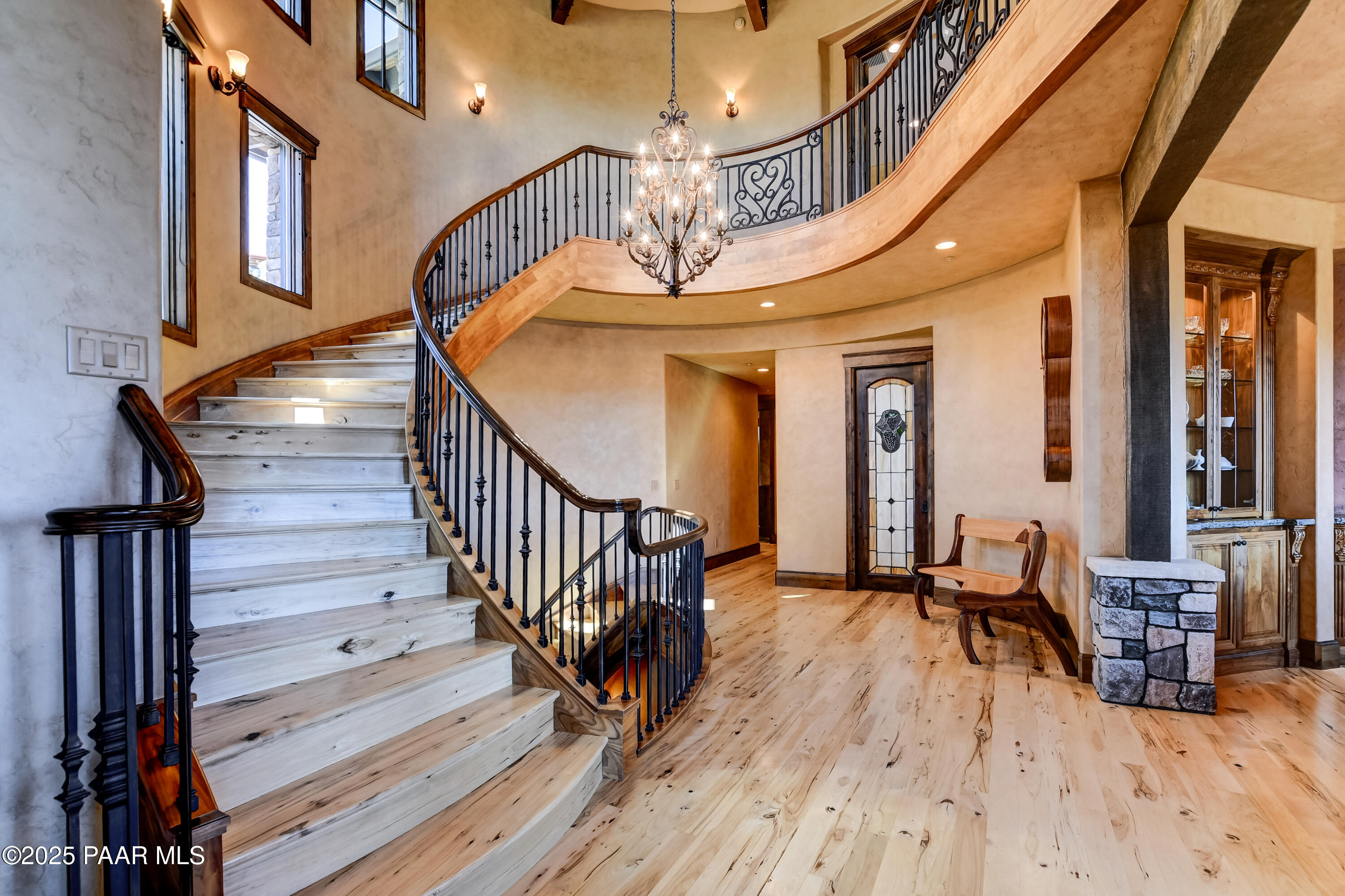 744 Woodridge Lane