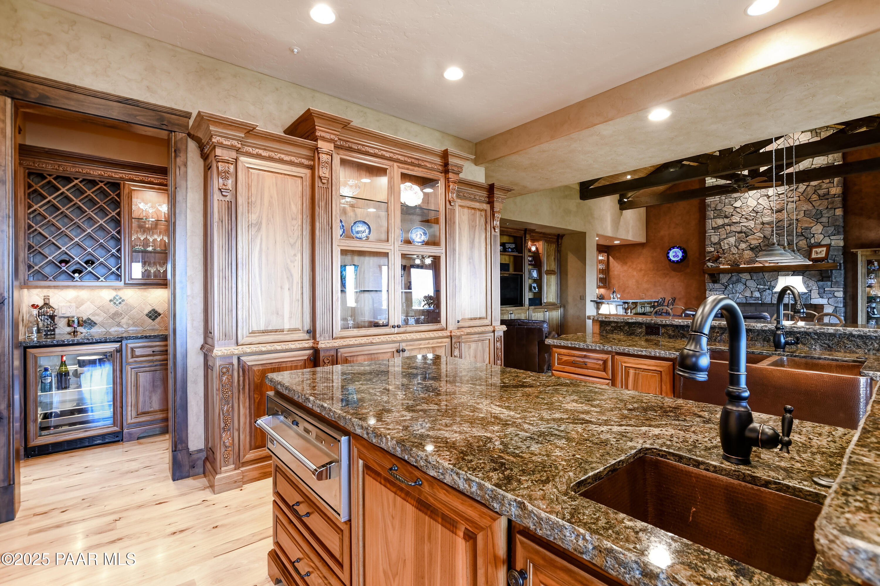 744 Woodridge Lane