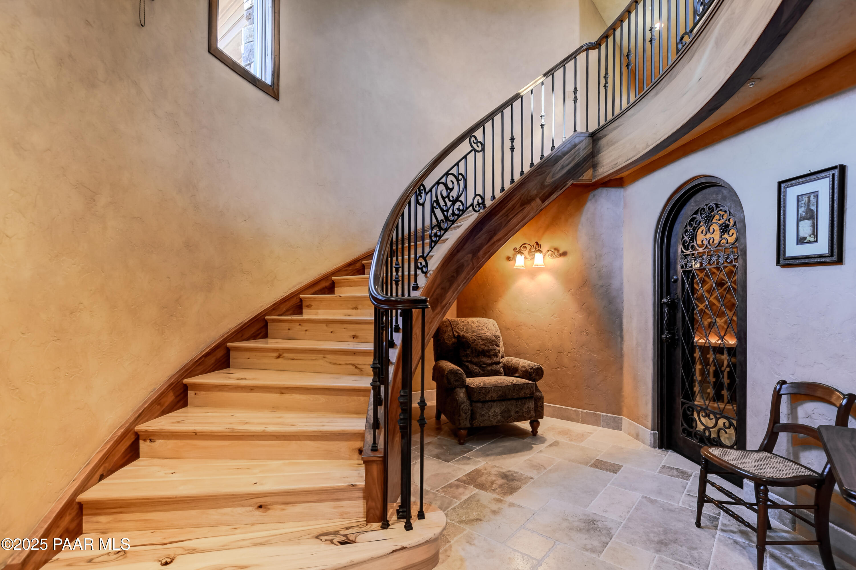 744 Woodridge Lane