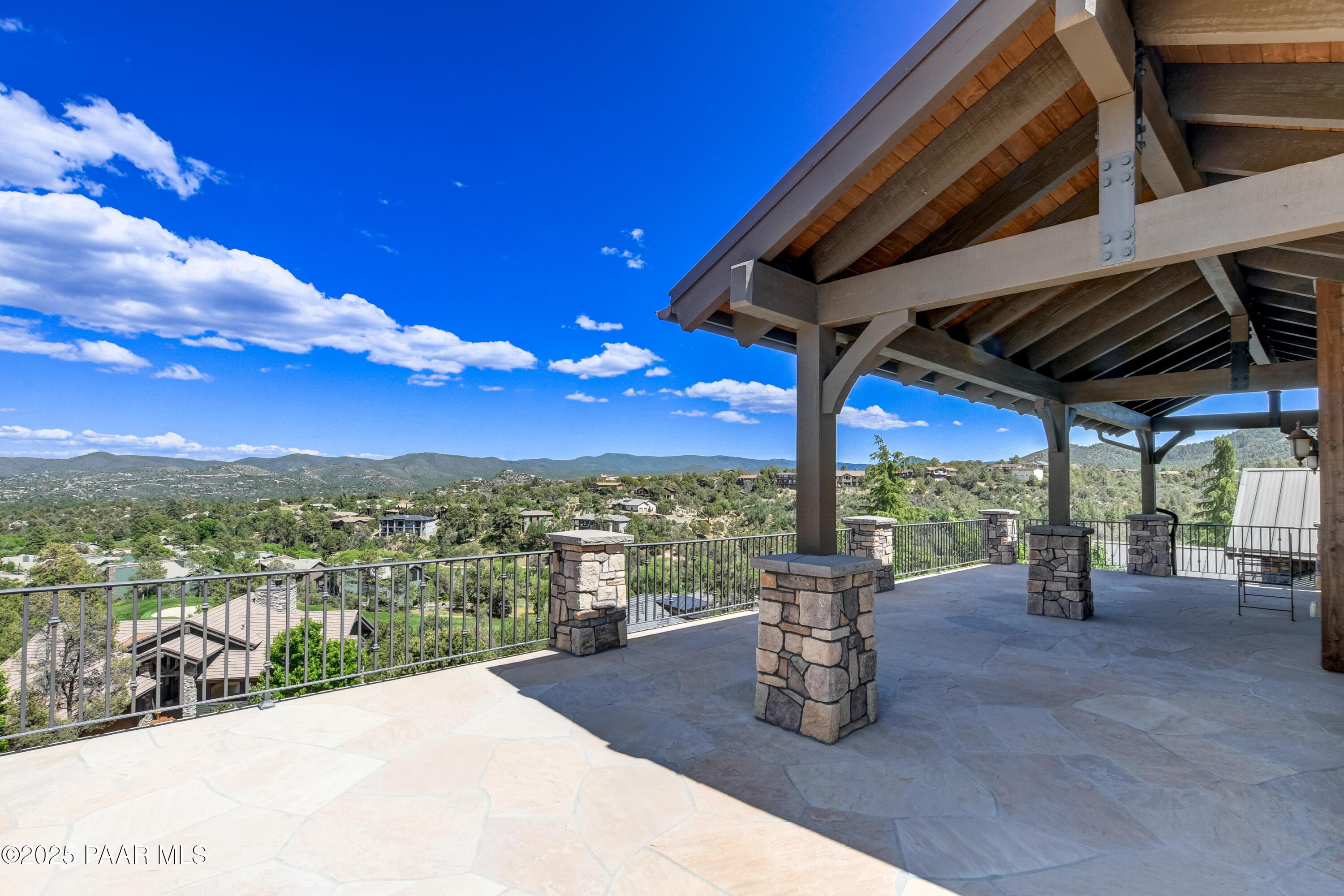 744 Woodridge Lane