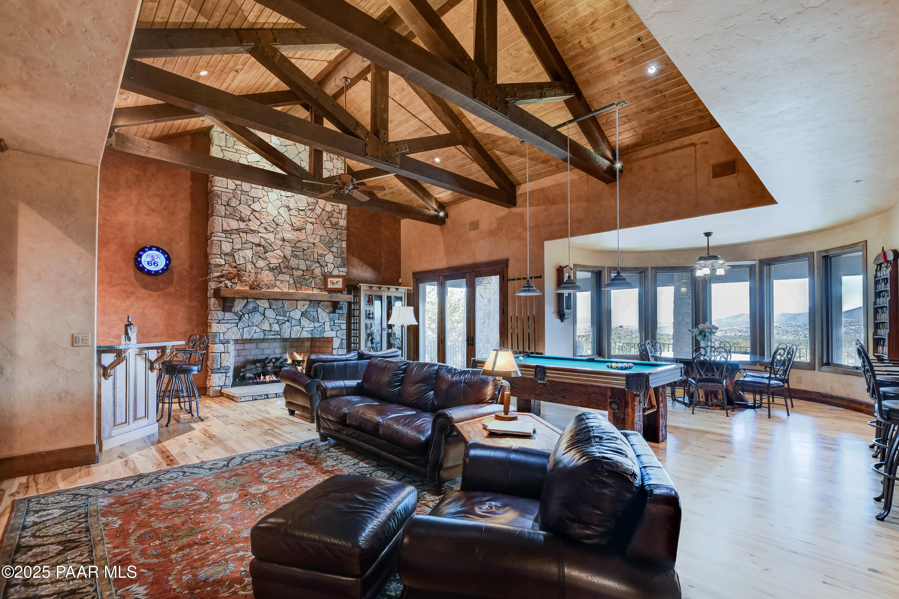 744 Woodridge Lane