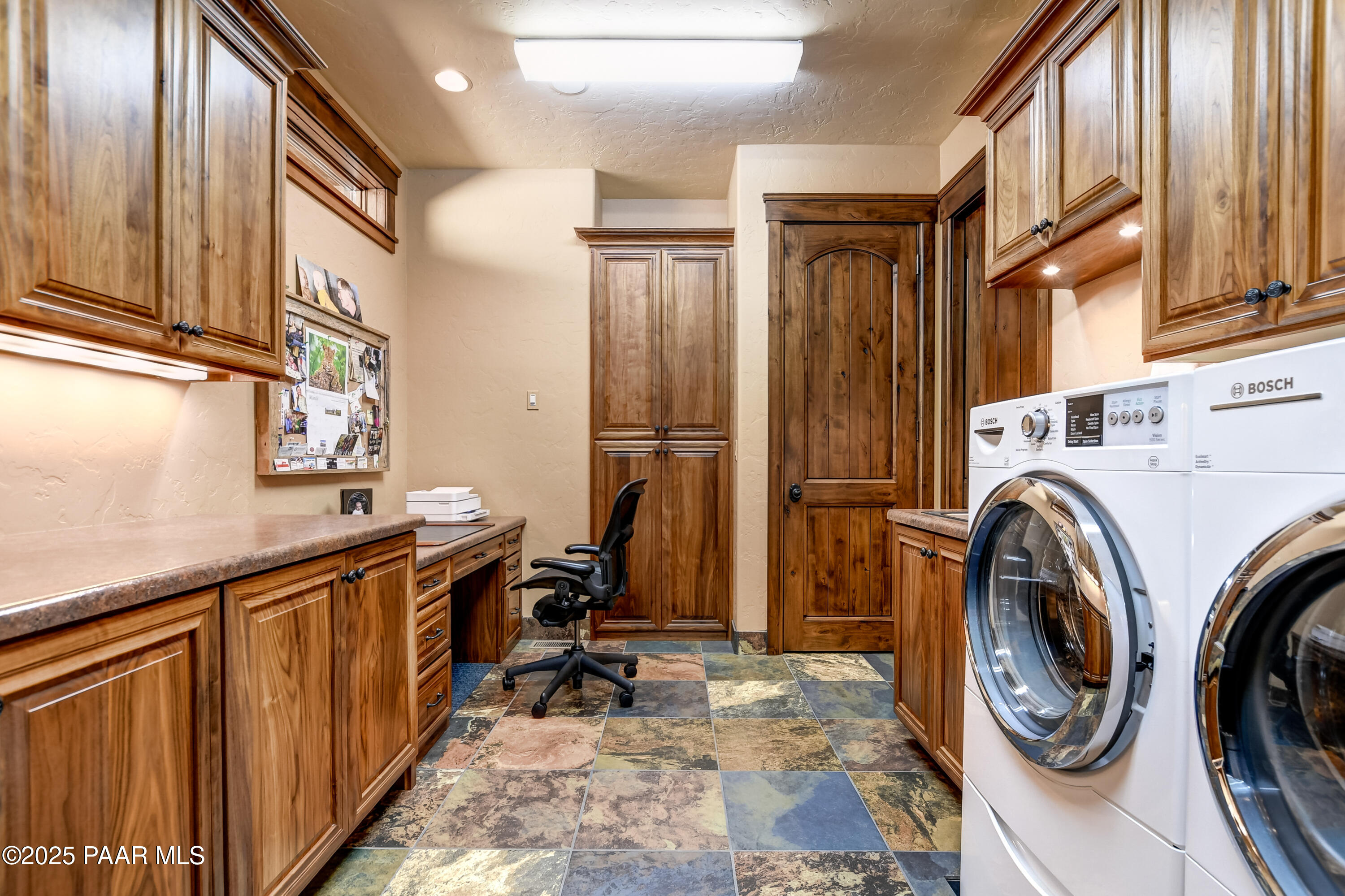 744 Woodridge Lane