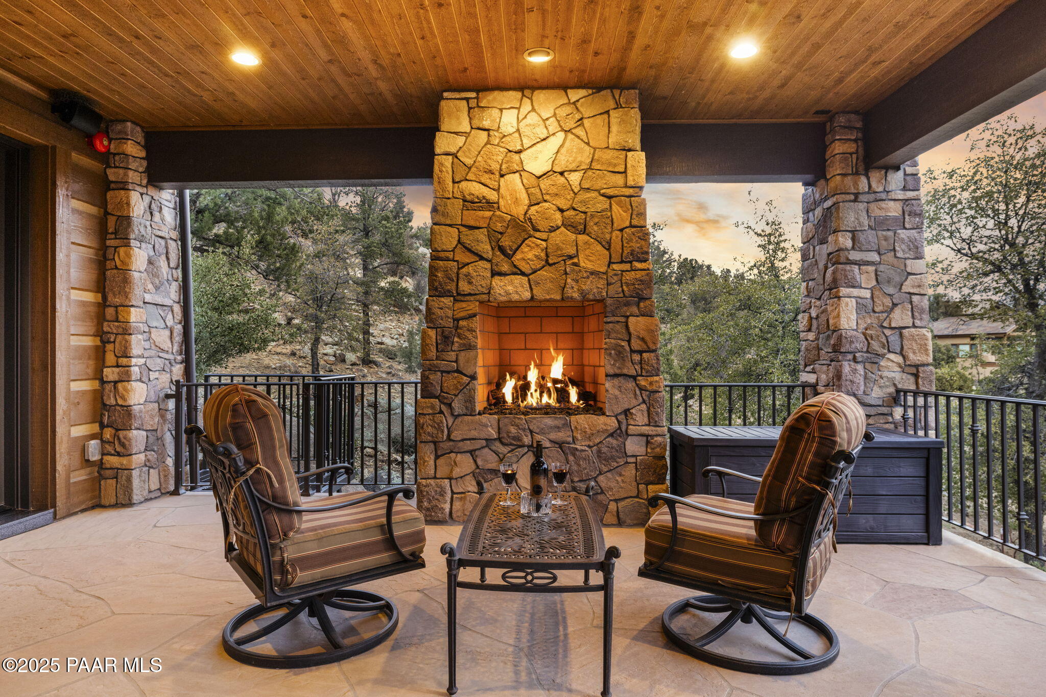 744 Woodridge Lane