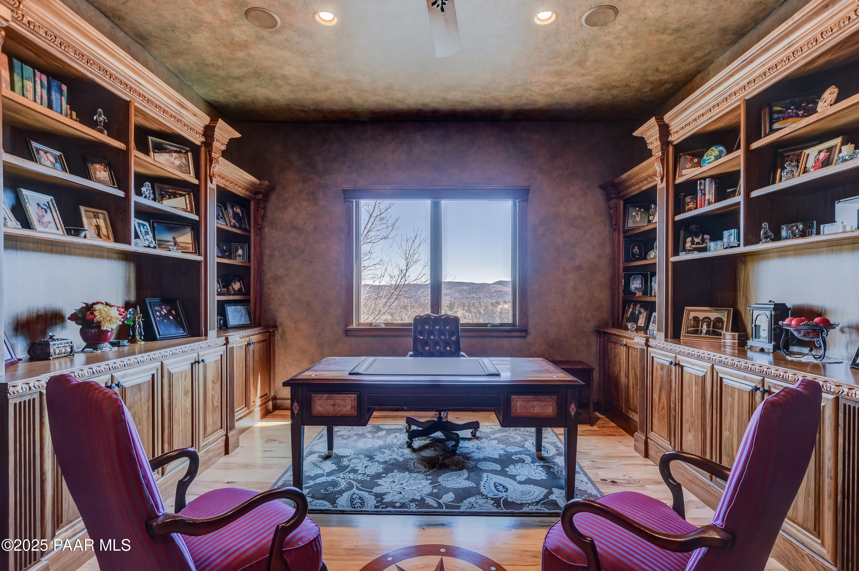 744 Woodridge Lane