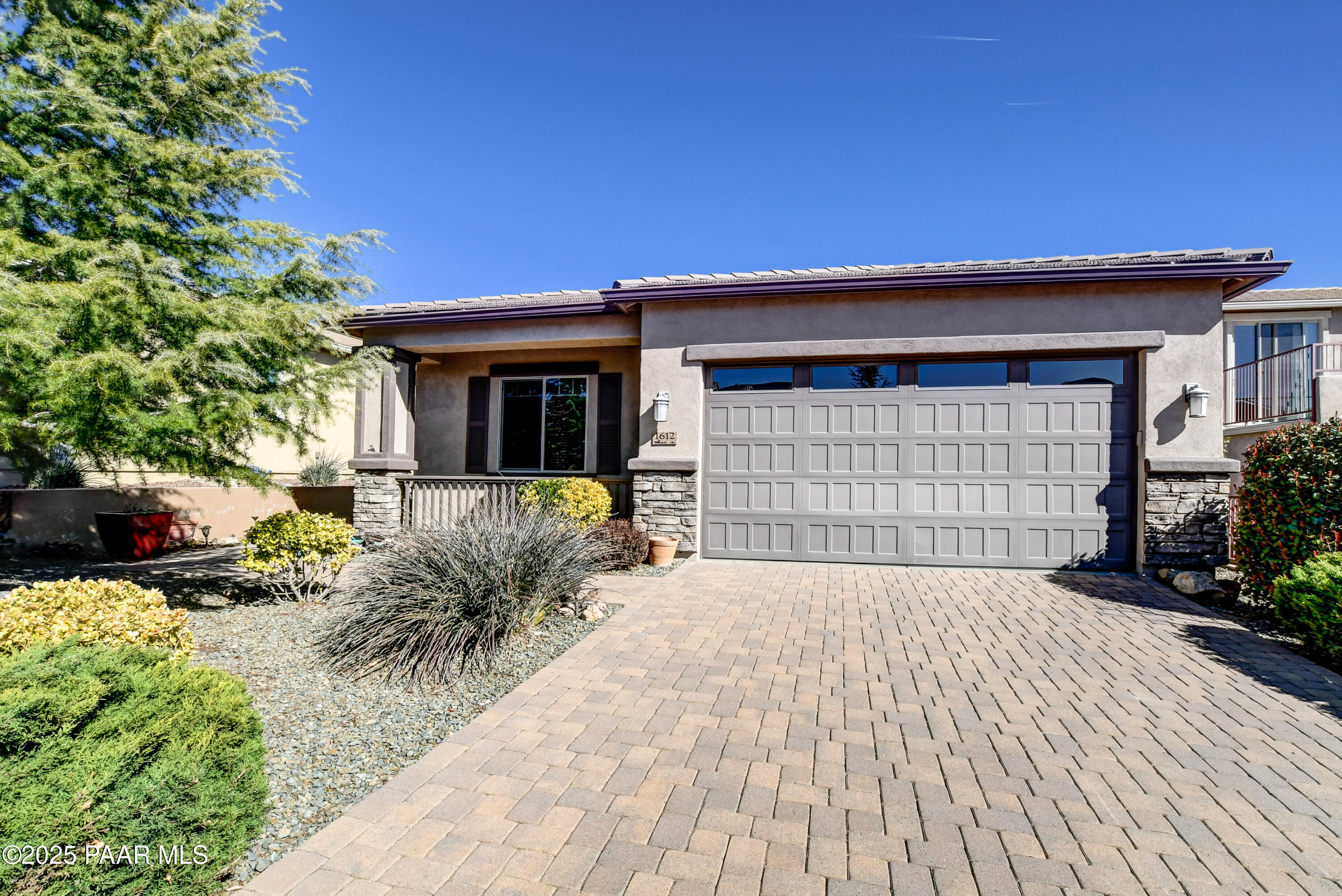 1612 Bonavista Place