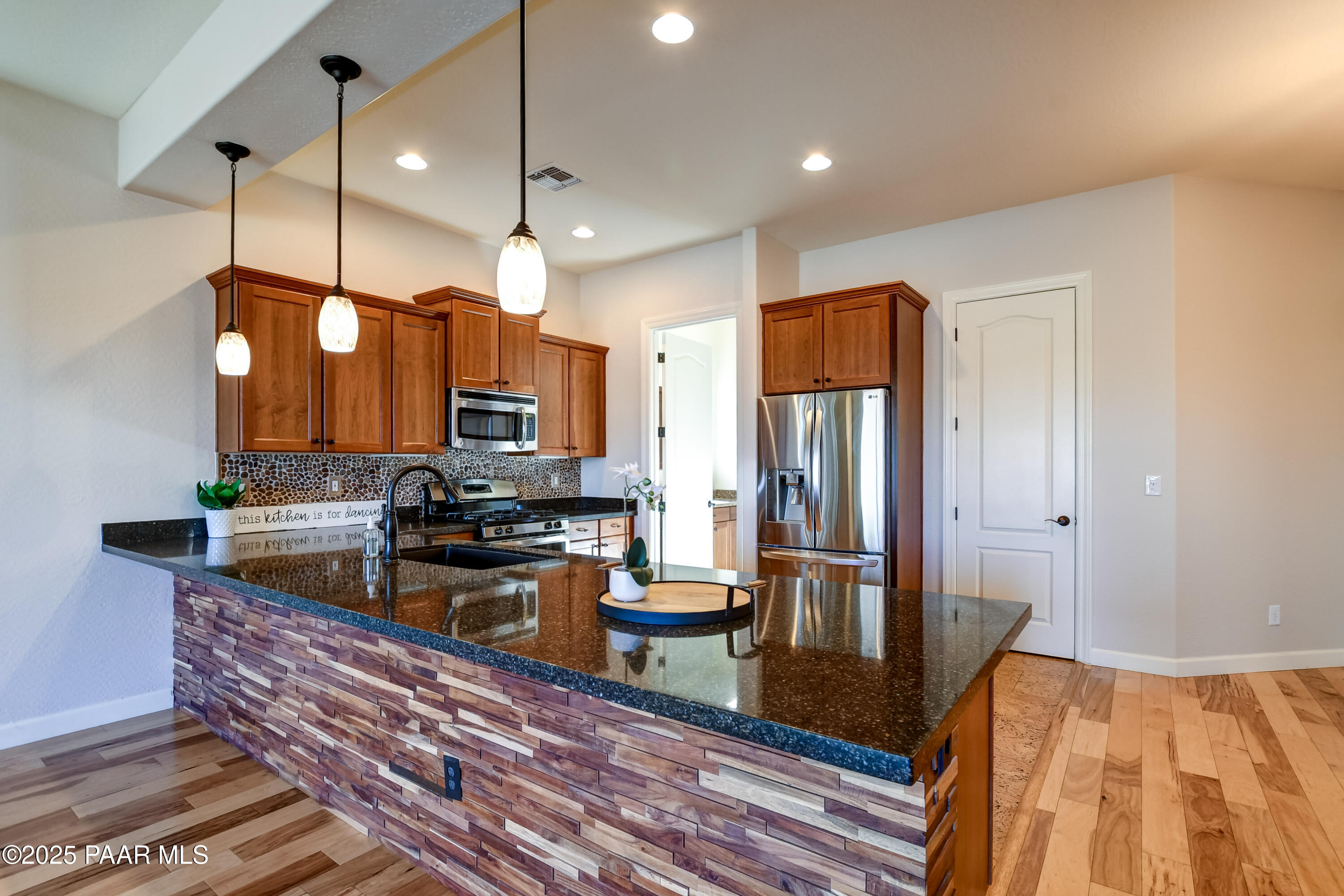 1612 Bonavista Place