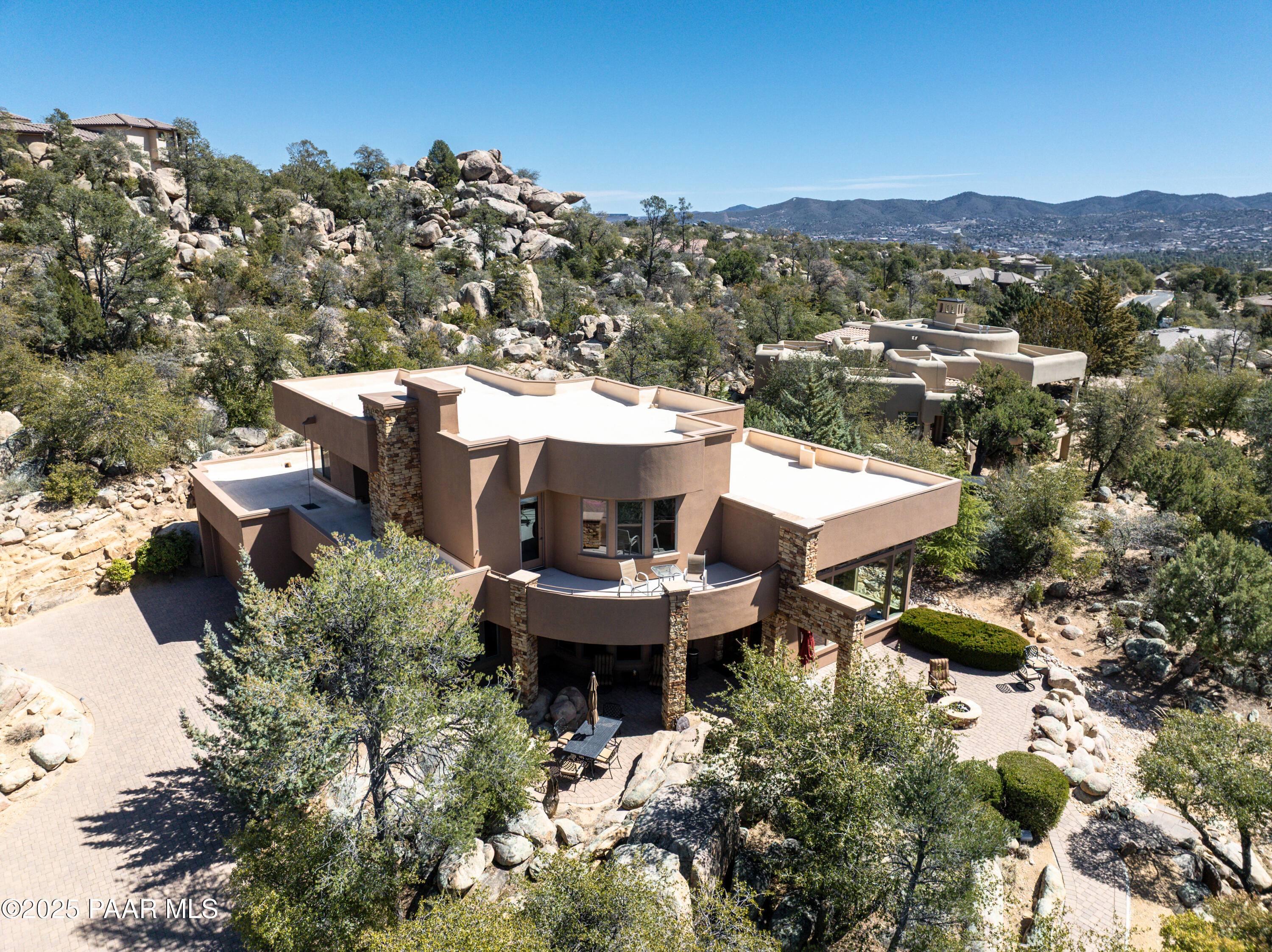 1285 Sierry Peaks Drive