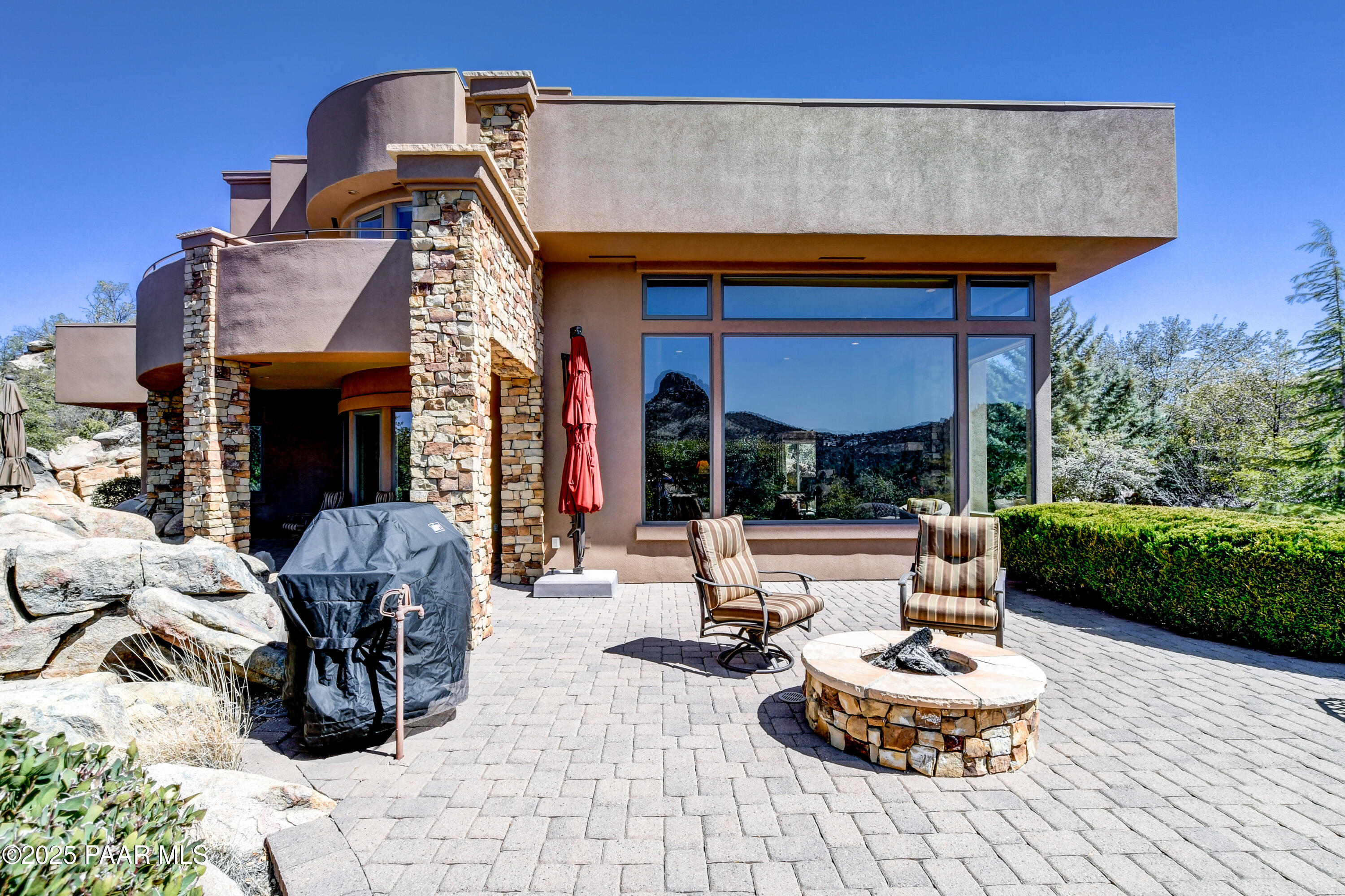 1285 Sierry Peaks Drive