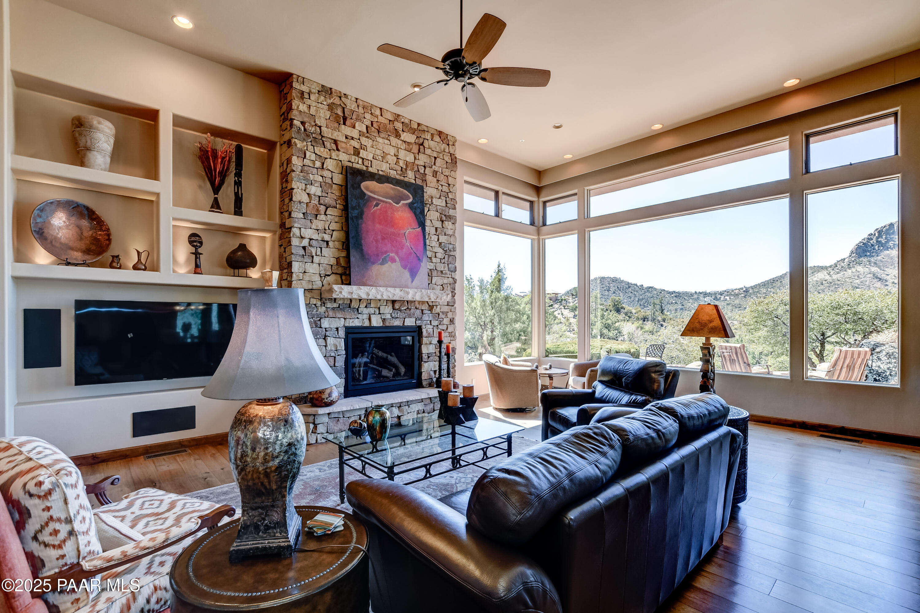 1285 Sierry Peaks Drive