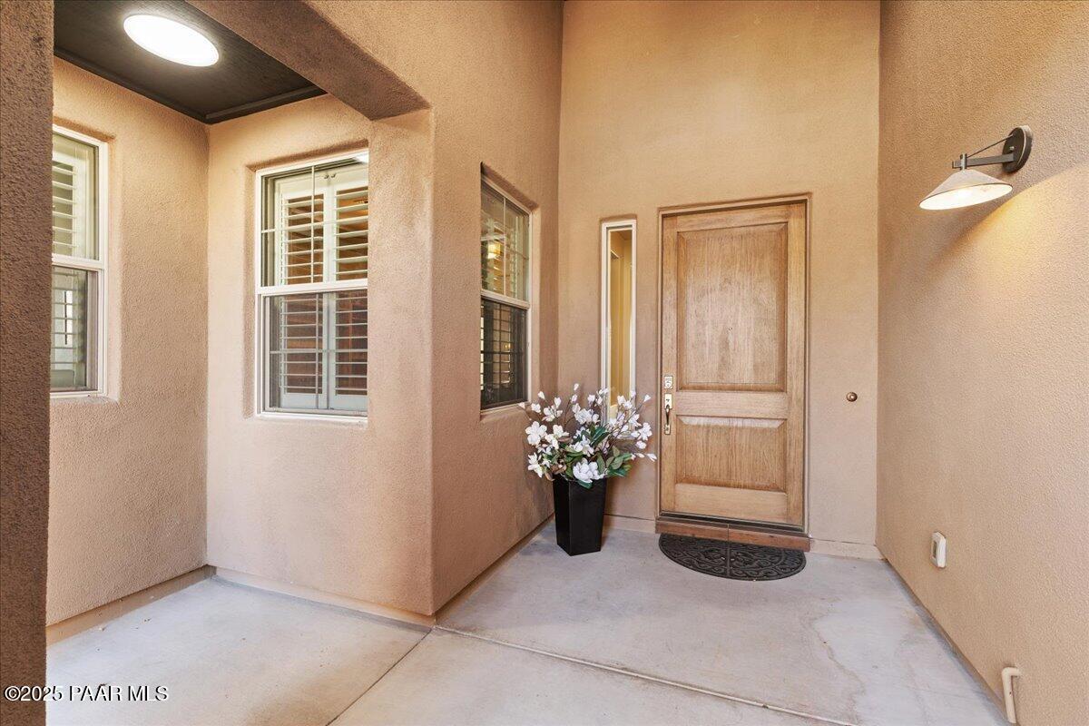 455 Isabelle Lane