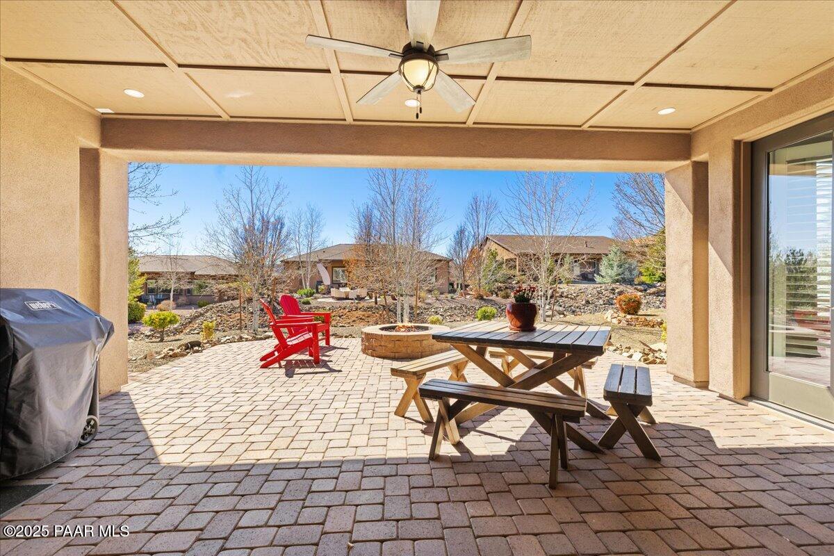 455 Isabelle Lane