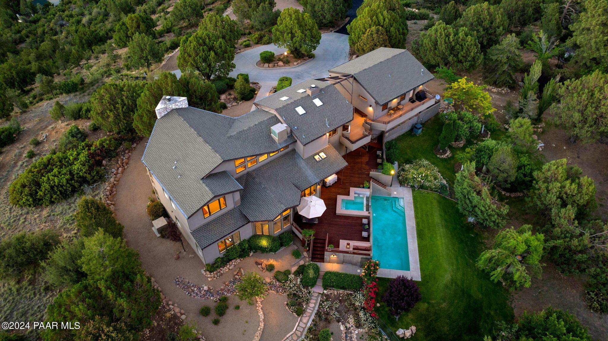 1301 S Manzanita Hill Road