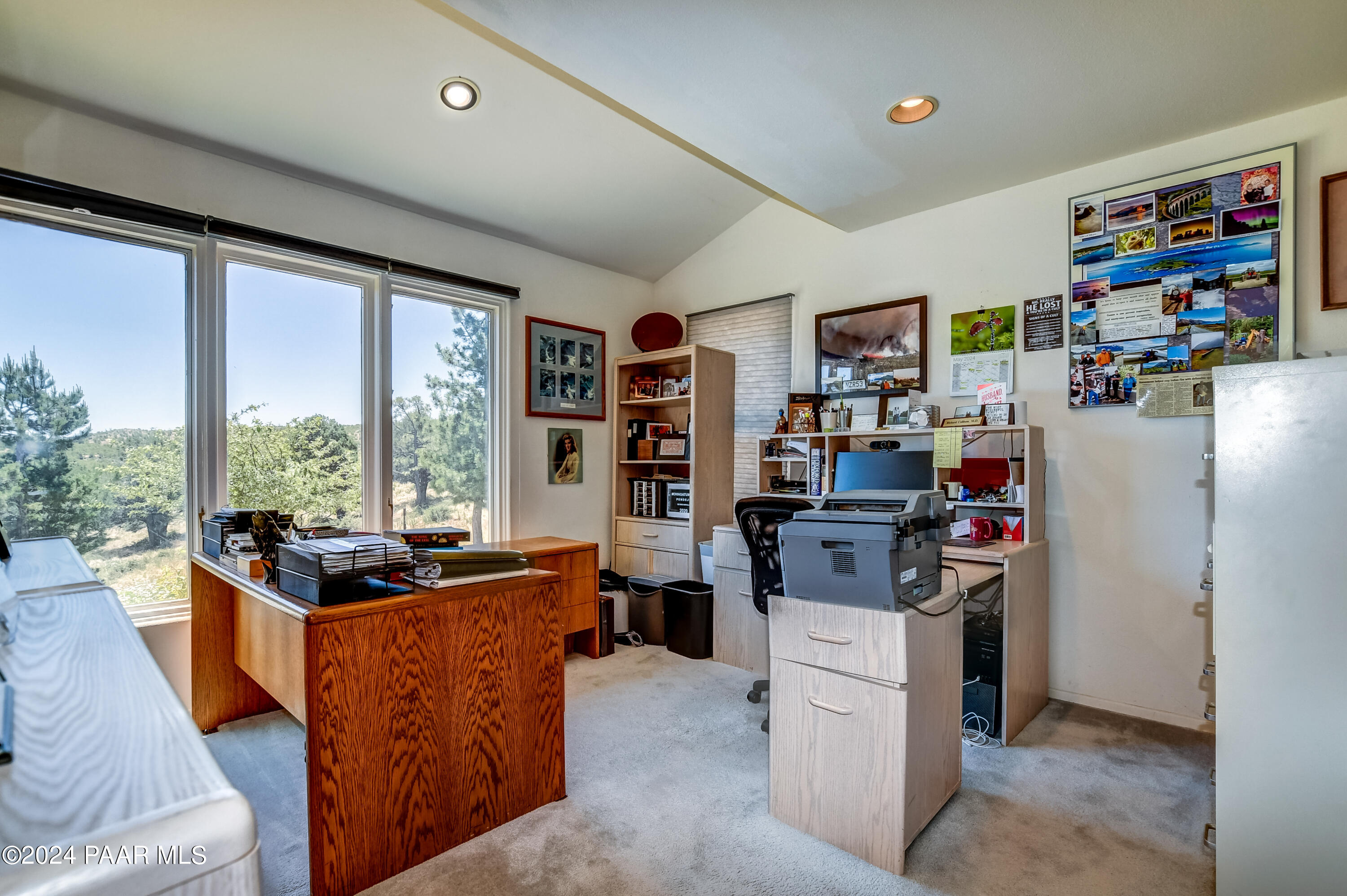 1301 S Manzanita Hill Road