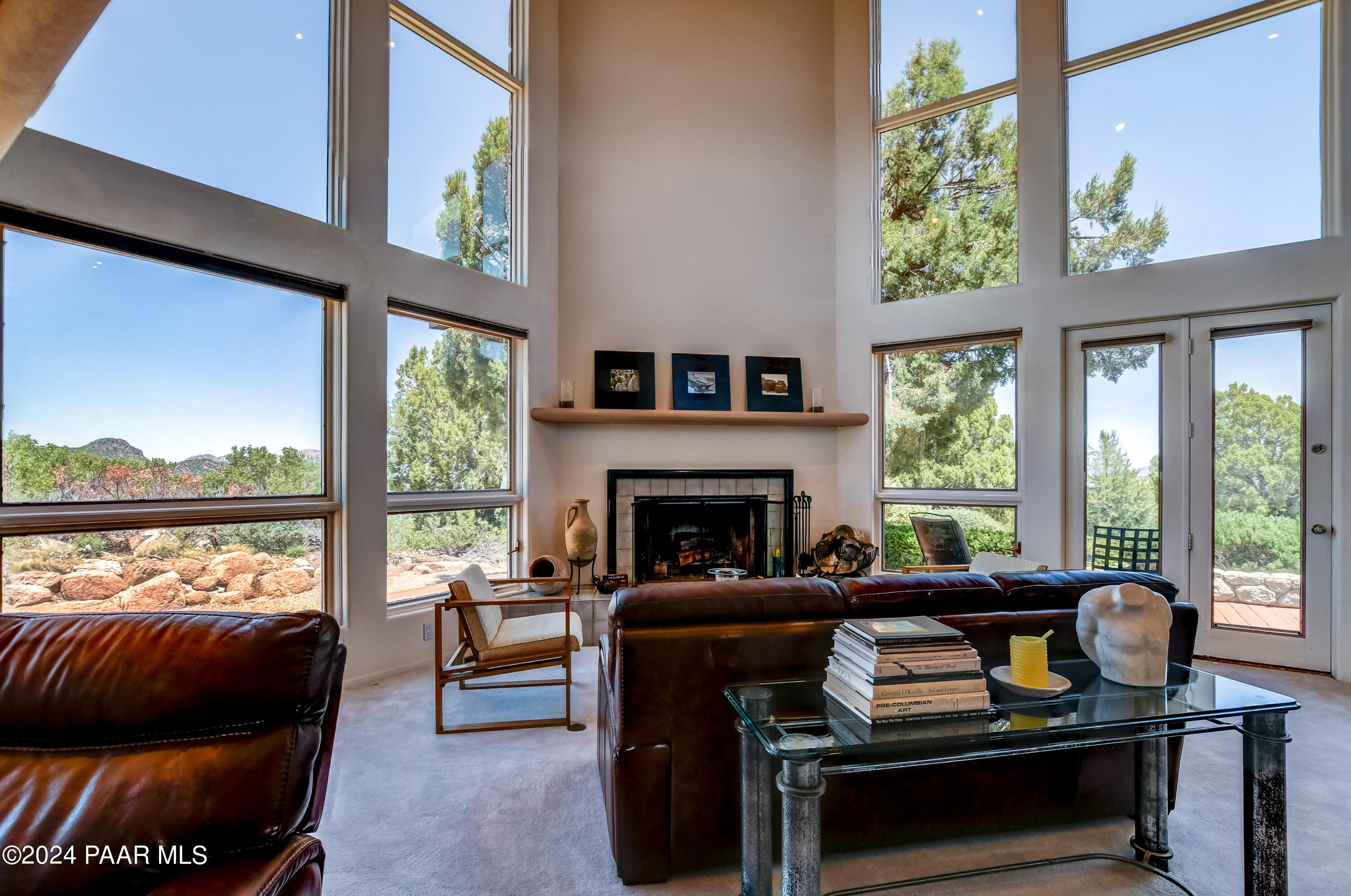 1301 S Manzanita Hill Road
