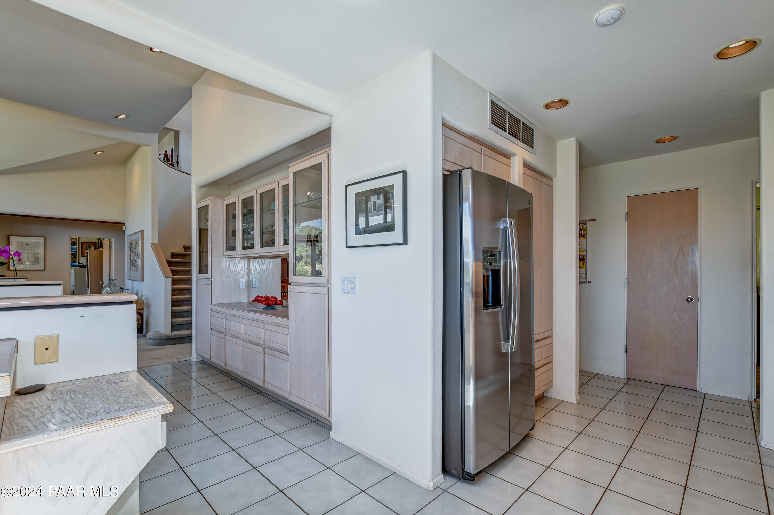 1301 S Manzanita Hill Road
