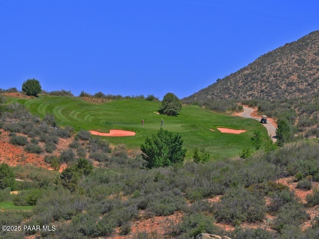 1138 N Cloud Cliff Pass