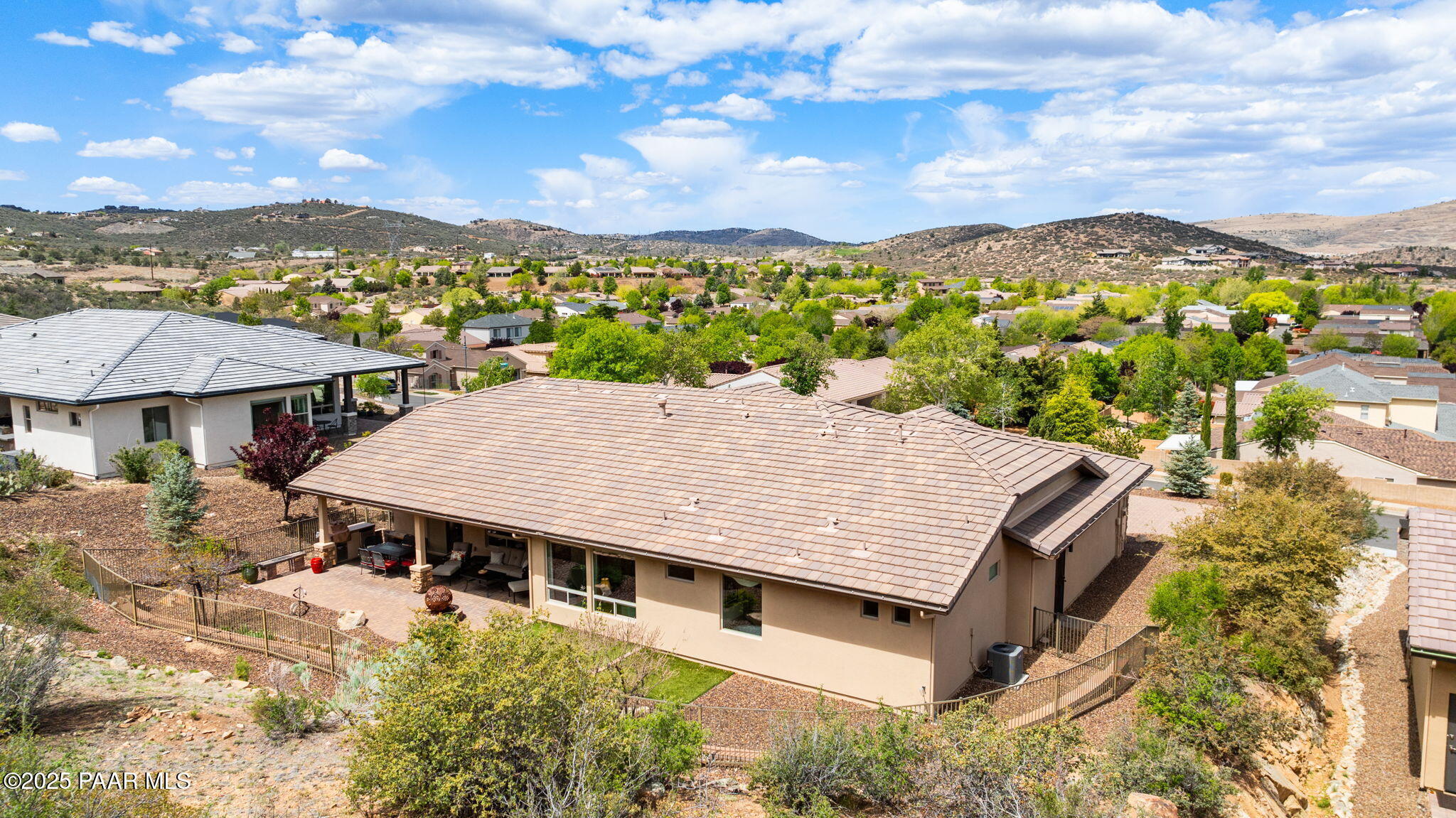 1138 N Cloud Cliff Pass