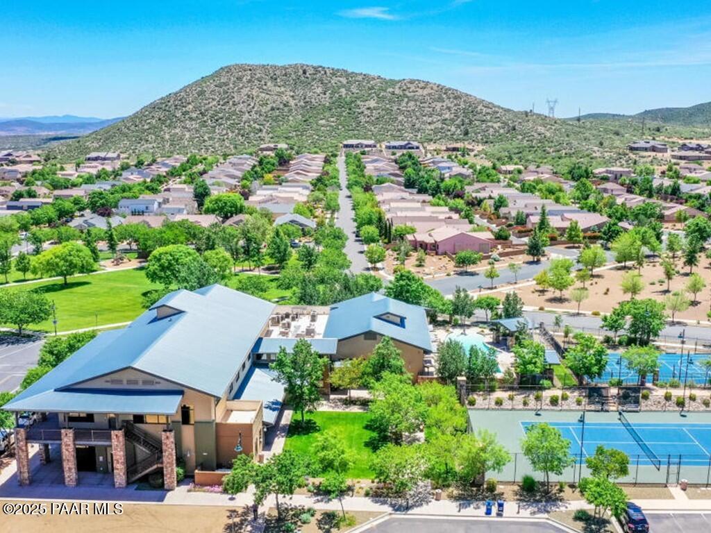 1138 N Cloud Cliff Pass