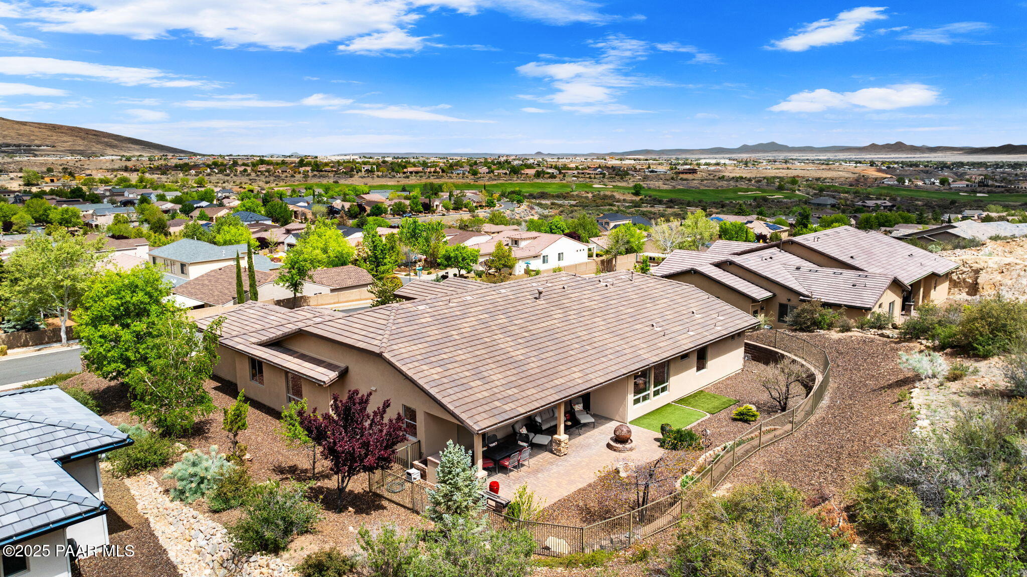 1138 N Cloud Cliff Pass