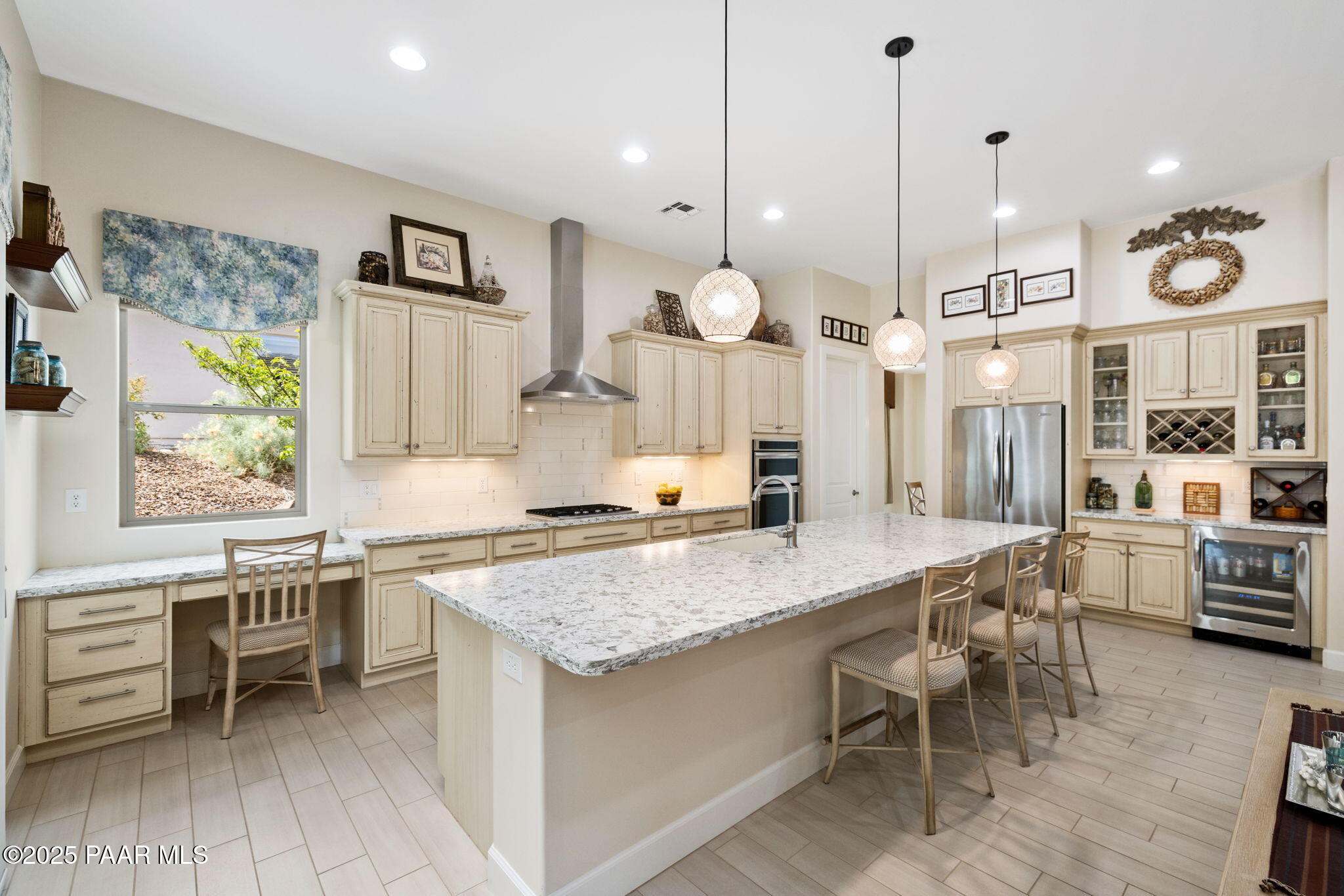 1138 N Cloud Cliff Pass
