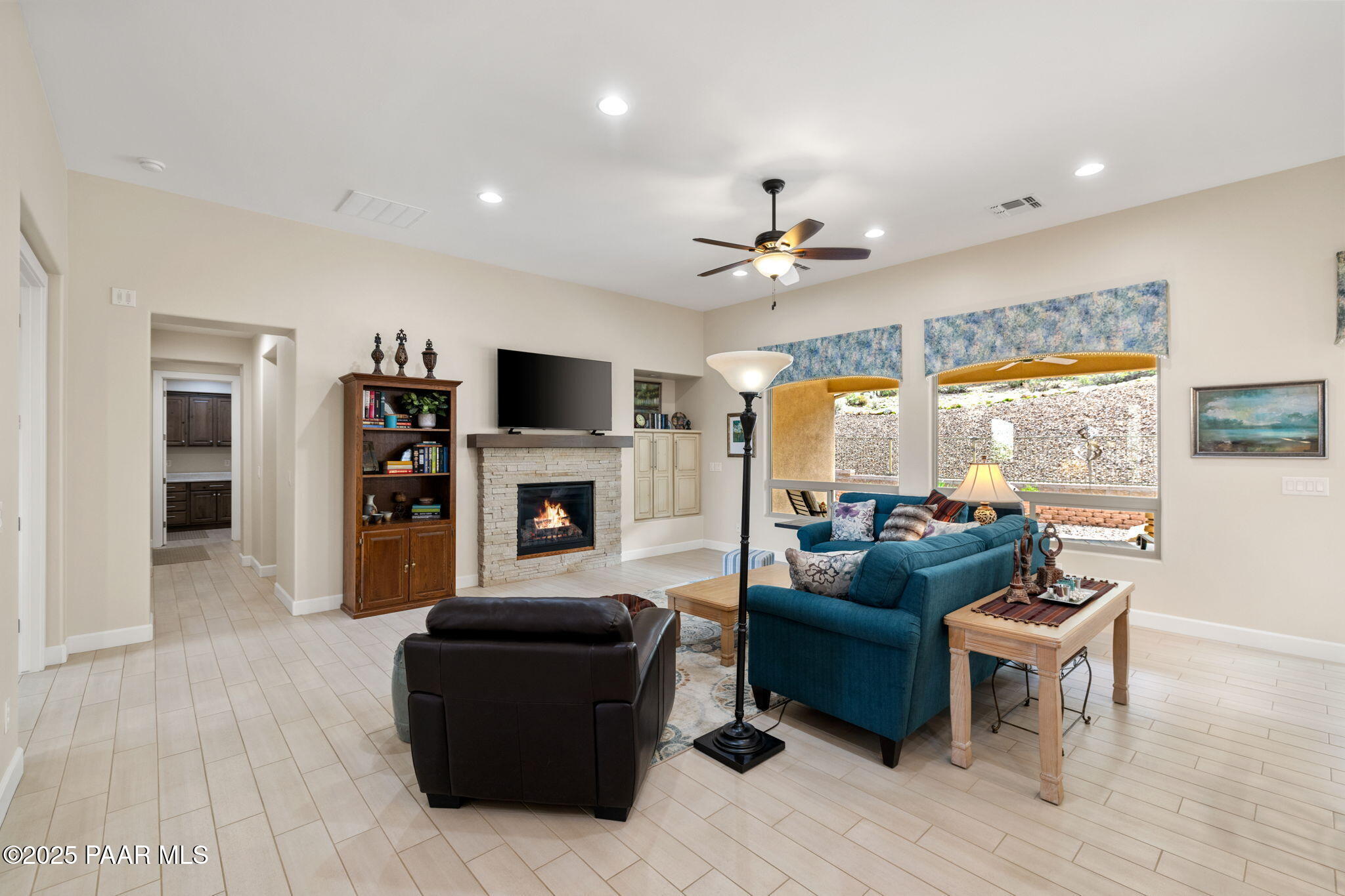 1138 N Cloud Cliff Pass