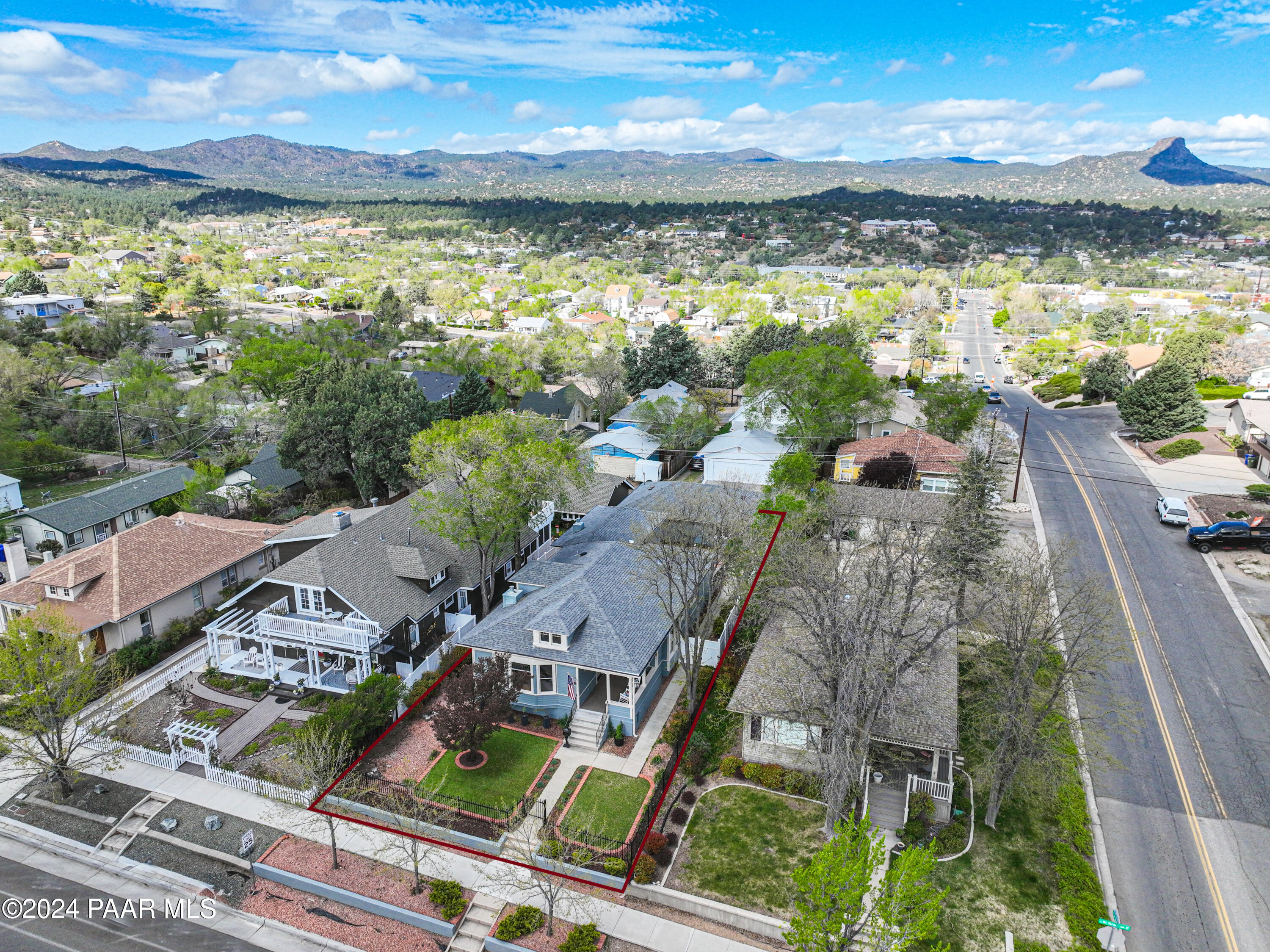 306 S Mt Vernon Avenue