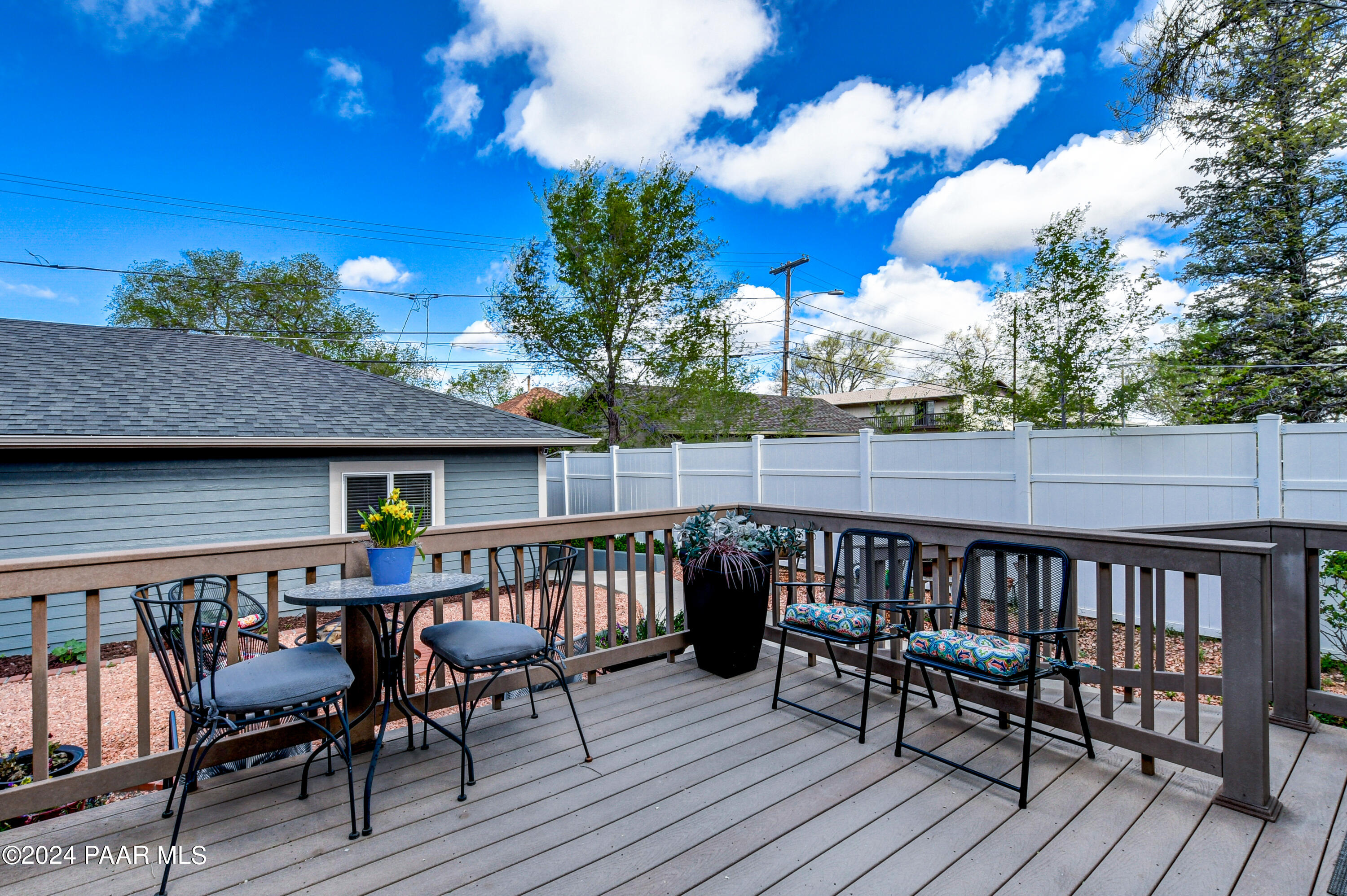 306 S Mt Vernon Avenue
