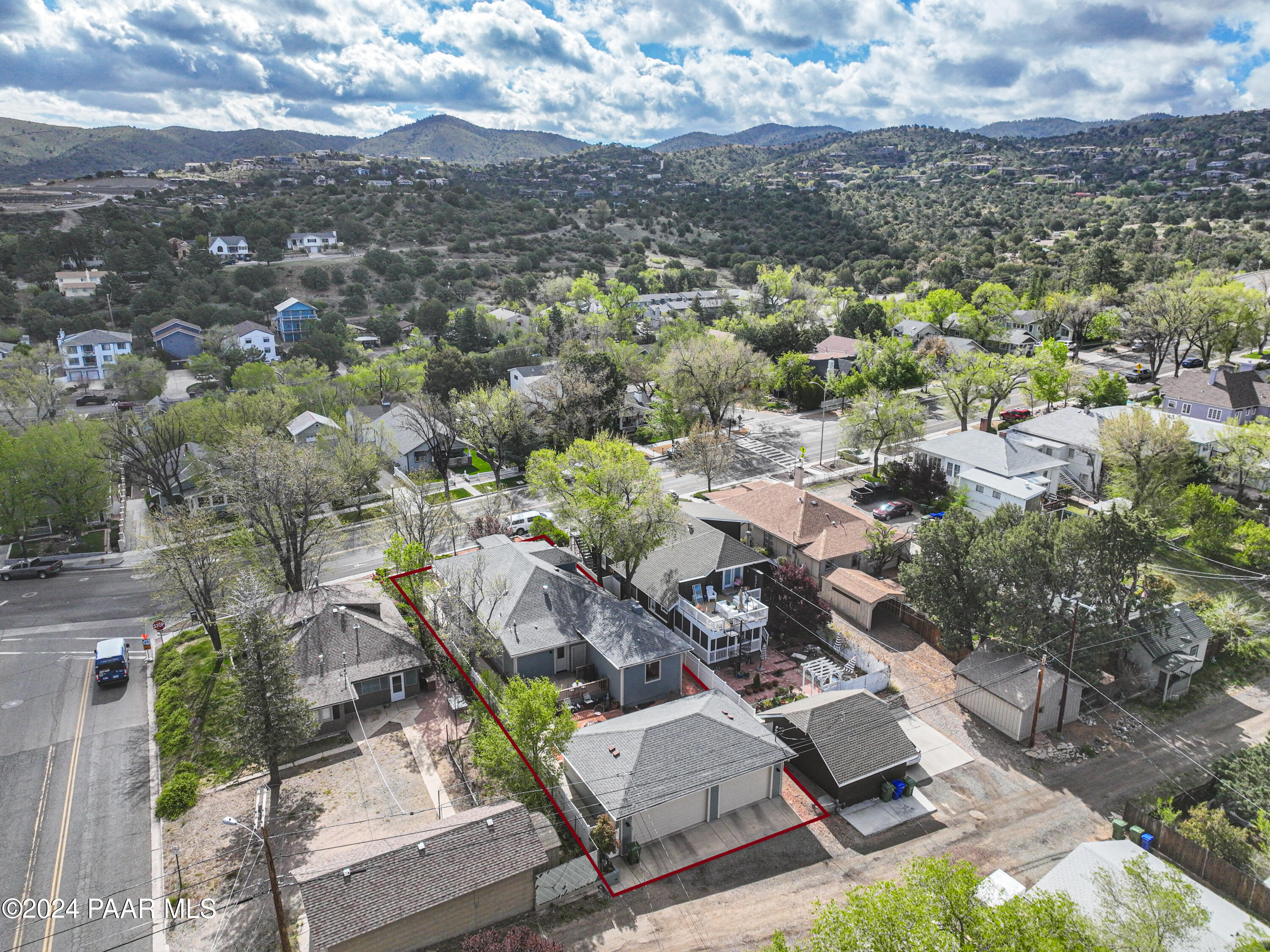 306 S Mt Vernon Avenue