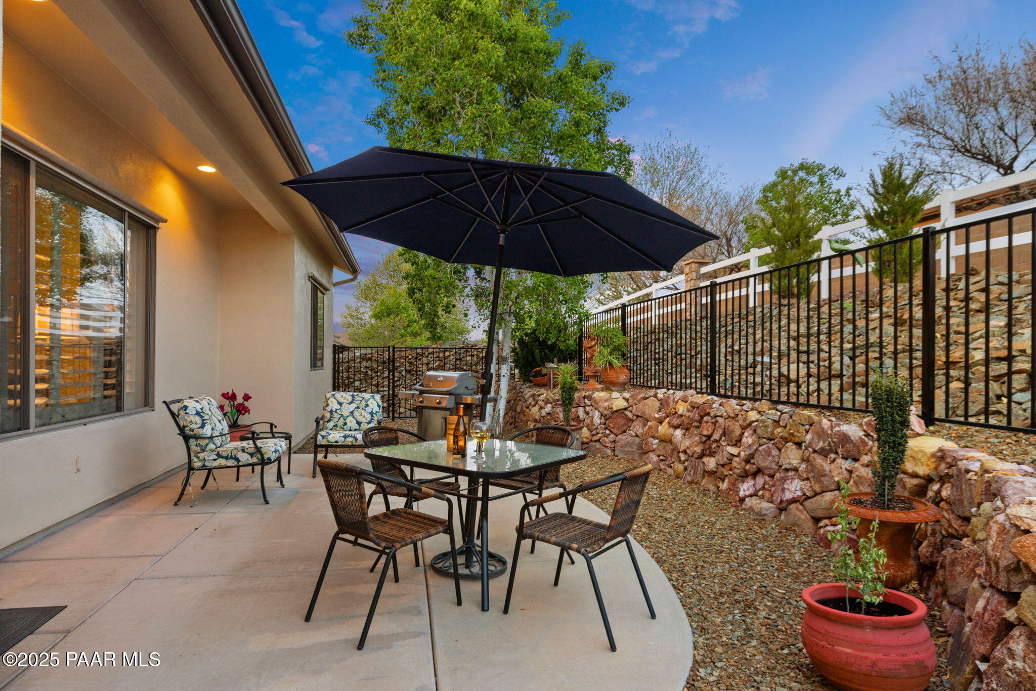 3081 Trail Walk