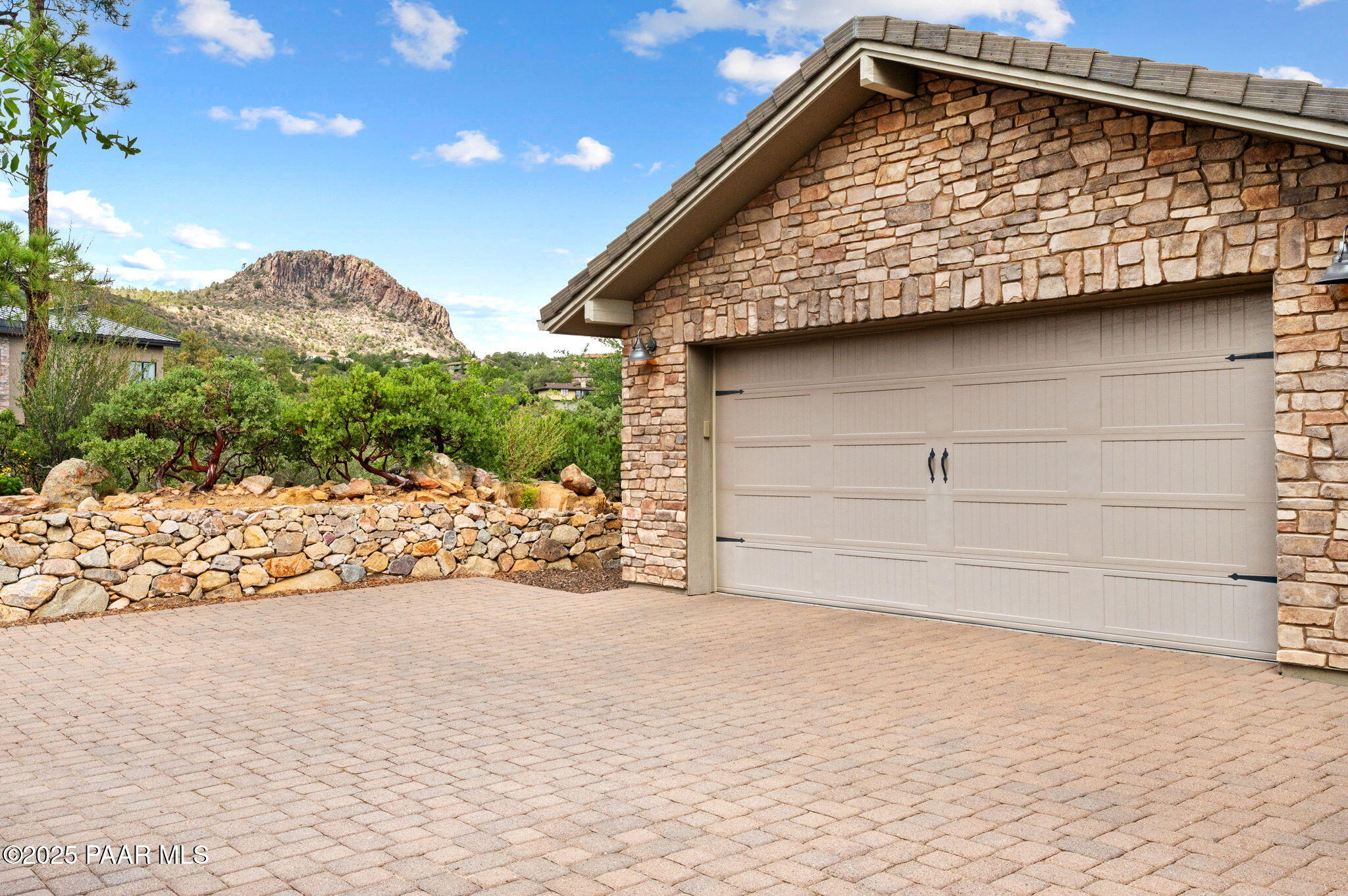 2214 Lichen Ridge Lane