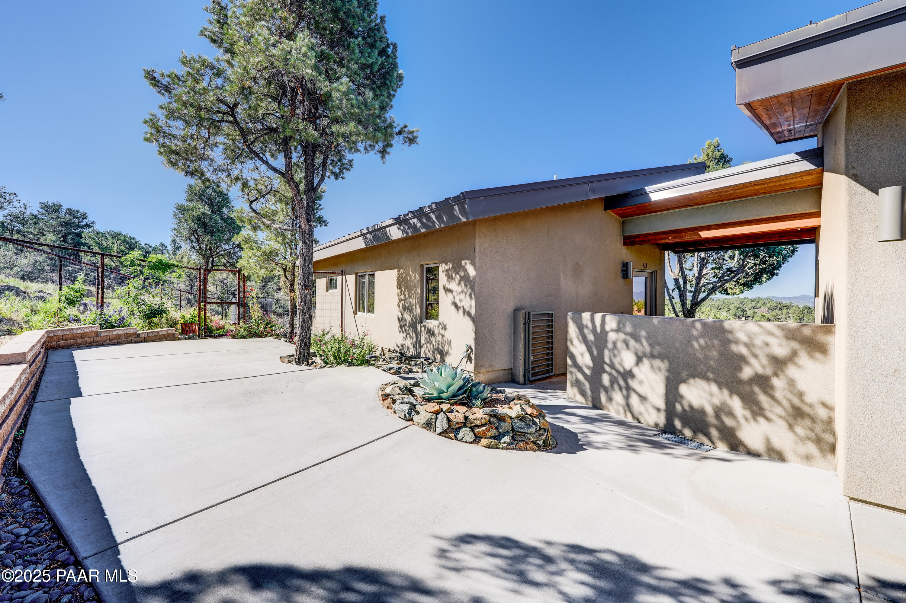 6575 W Leaning Bear Trail