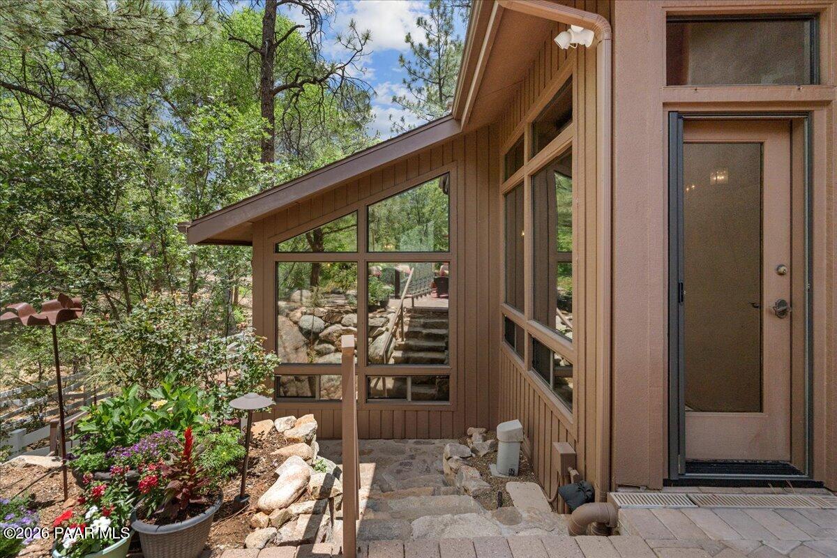 1684 Stable Rock Road