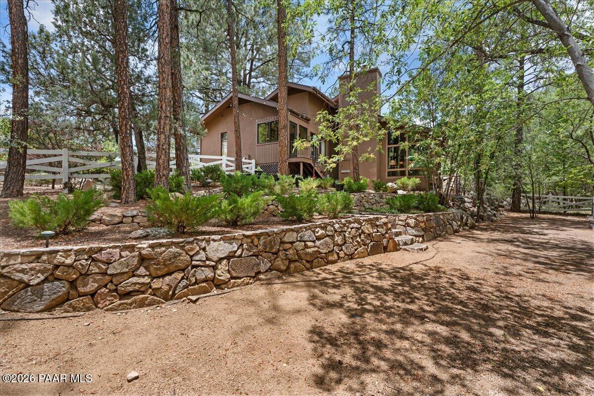 1684 Stable Rock Road